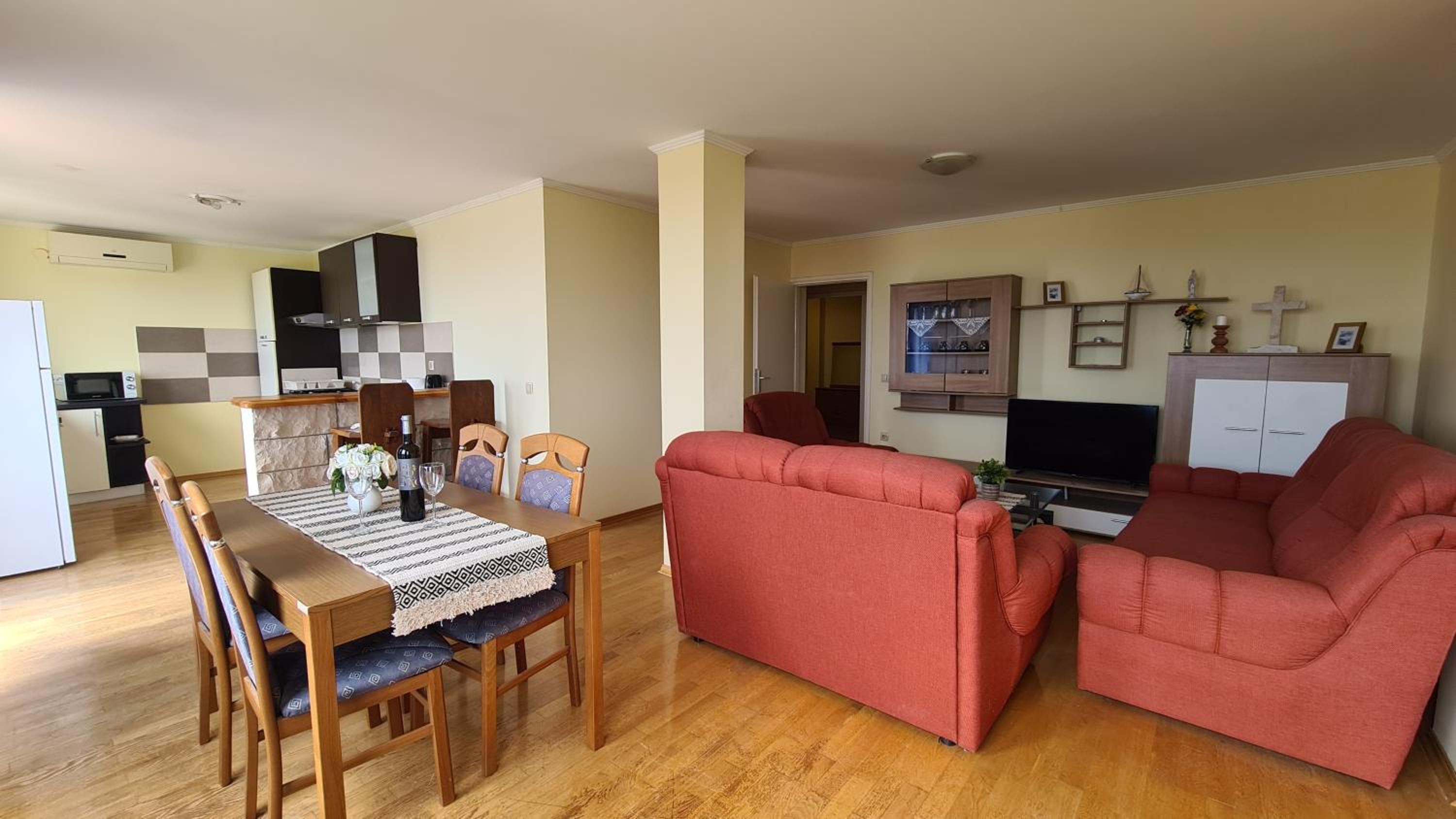Apartments Josip