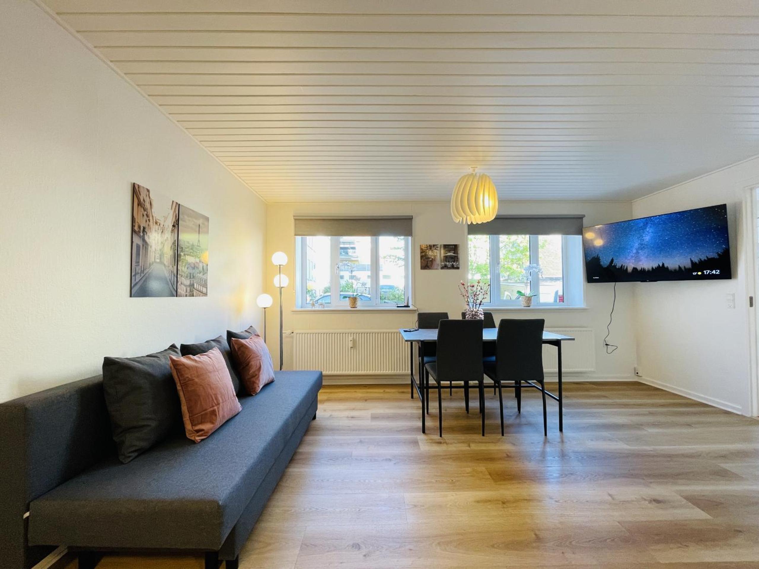 aday - Charming apartment in the pedestrian street of Frederikshavn