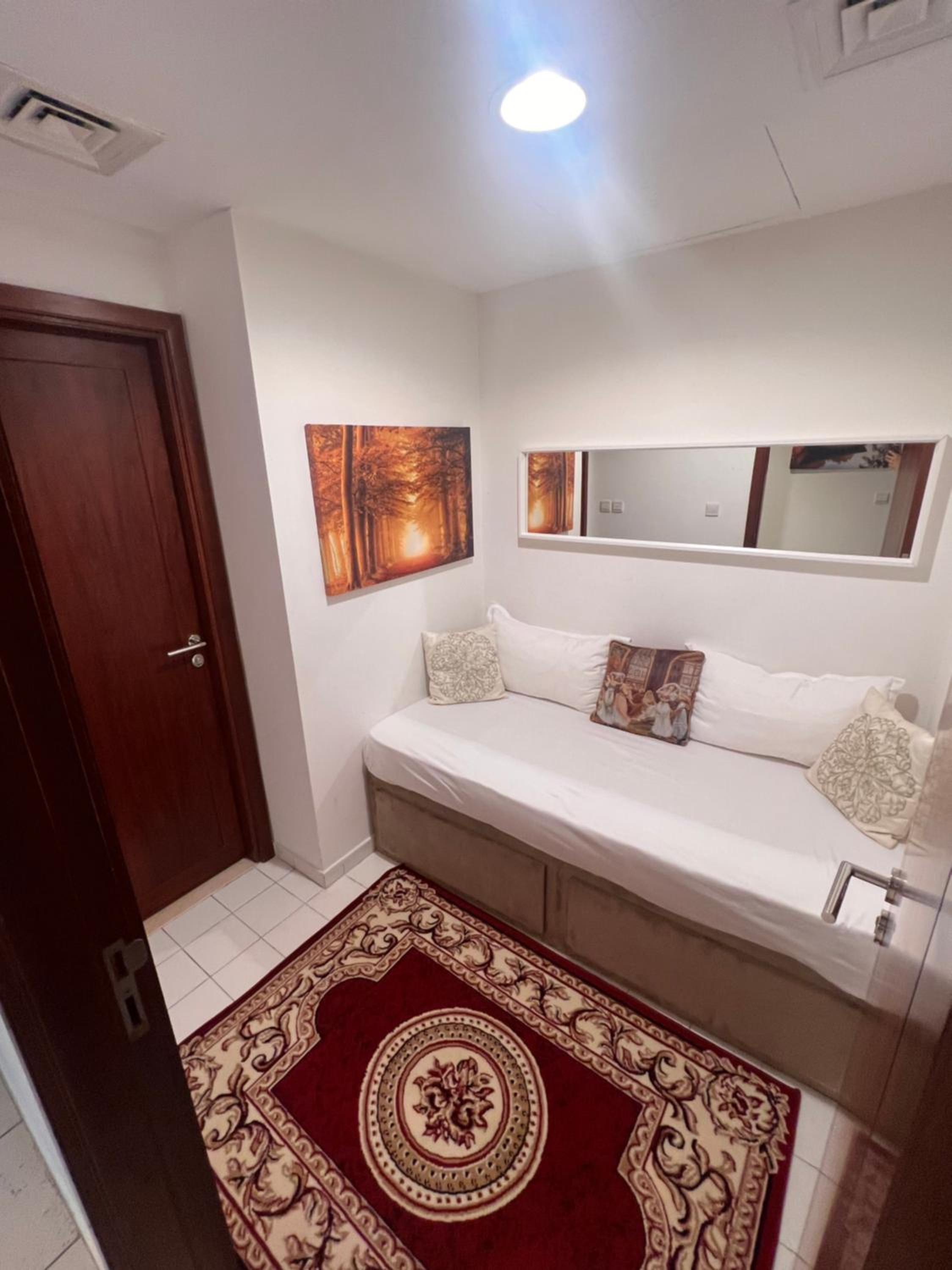 Spectacular Burj & Fountain View - Luxurious 3 Bedrooms & Maids room - The Residences
