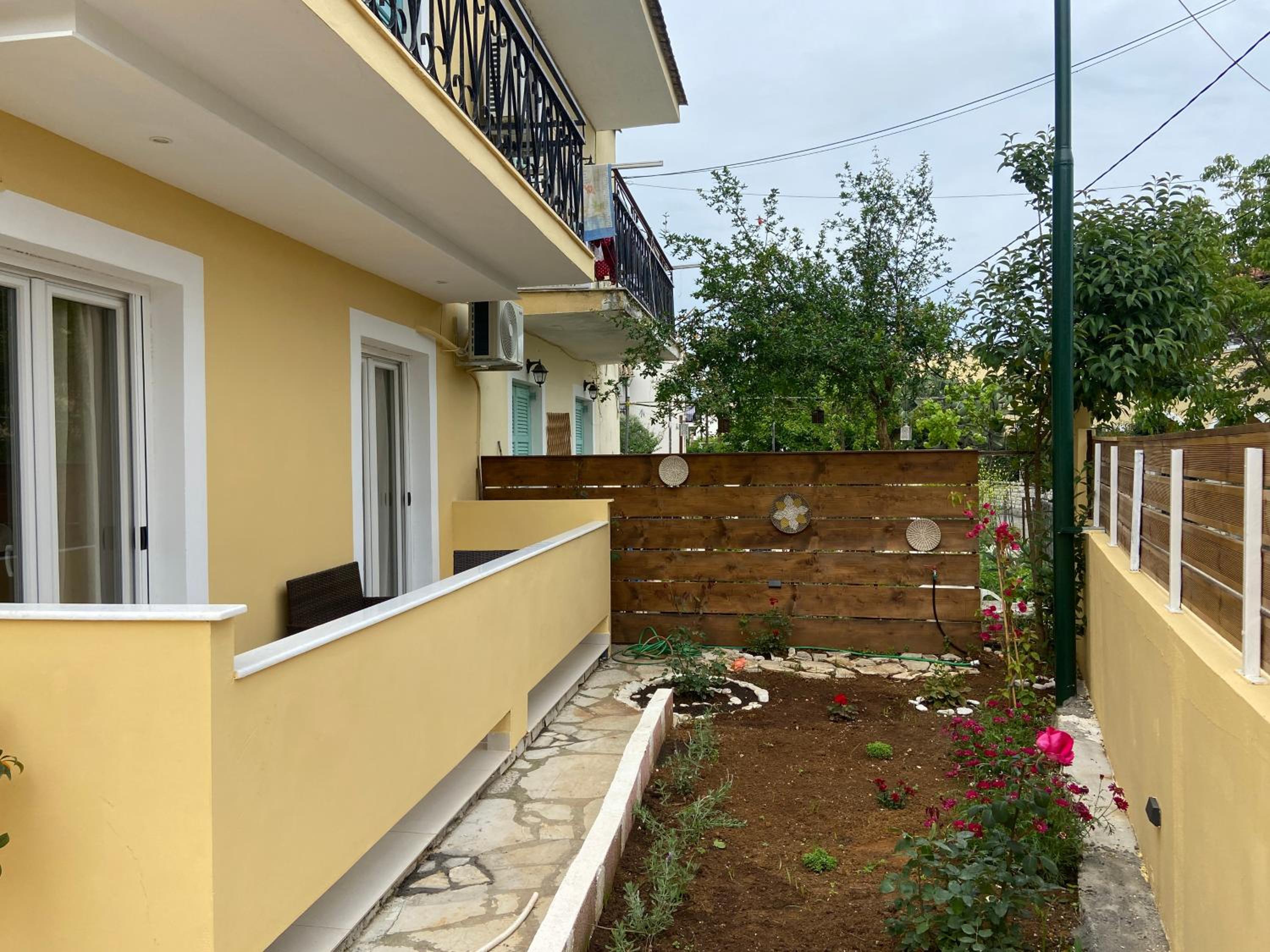 Photo 25