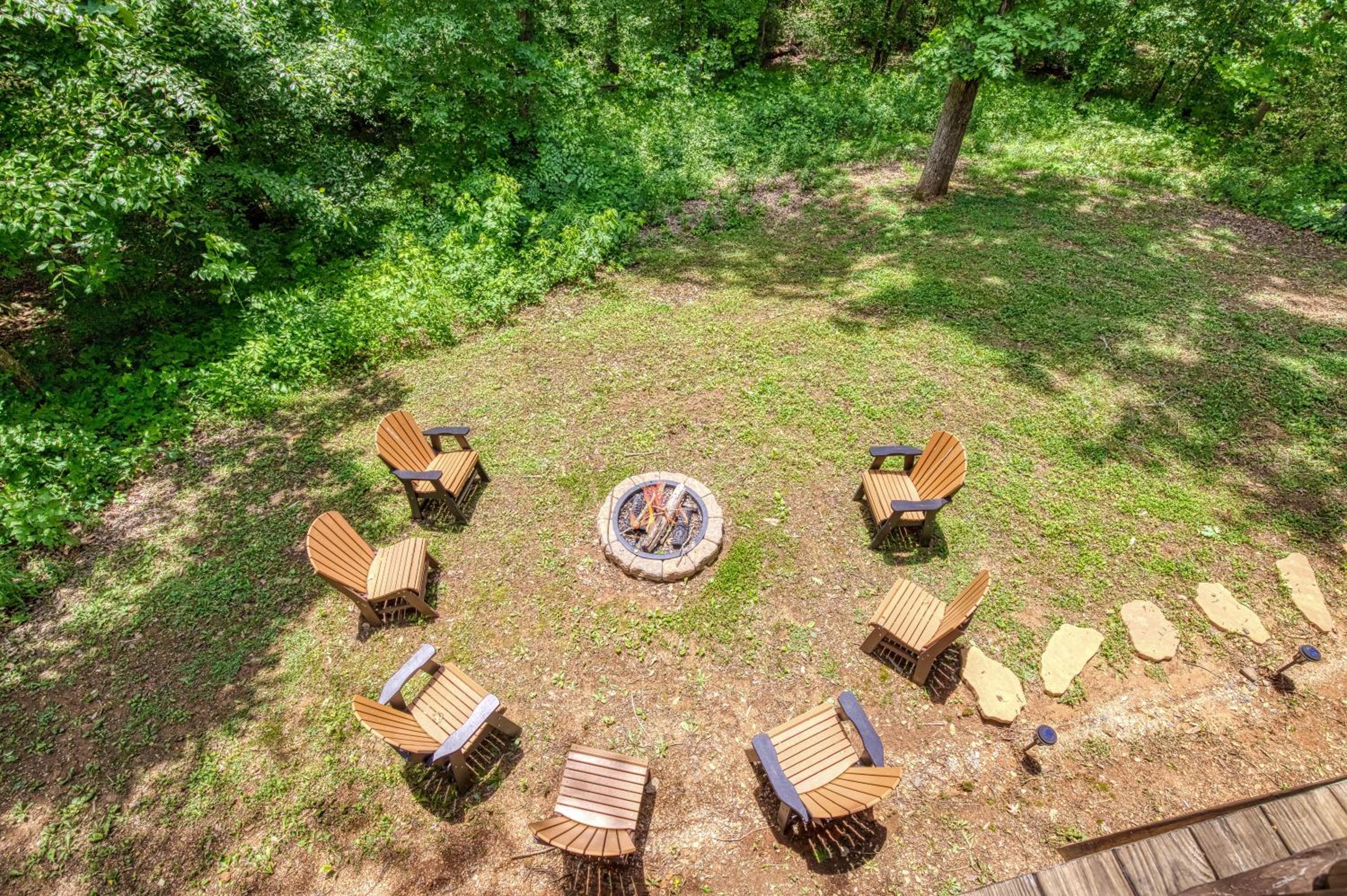 Haleywood Hollow, FREE Attraction tickets for each paid day, Arcade, WIFI!!!