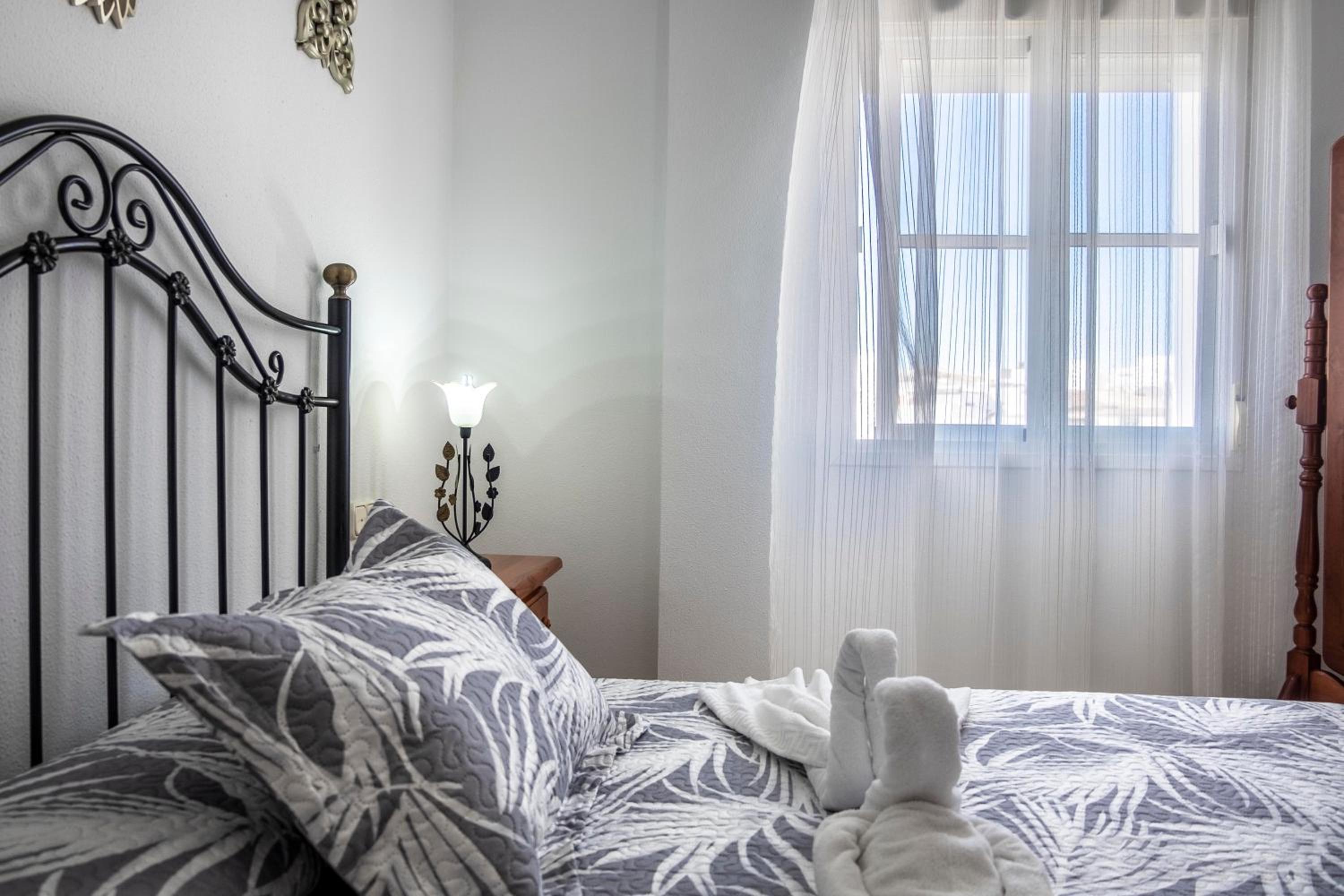 La Ensenada, apartamento junto al mar view 5