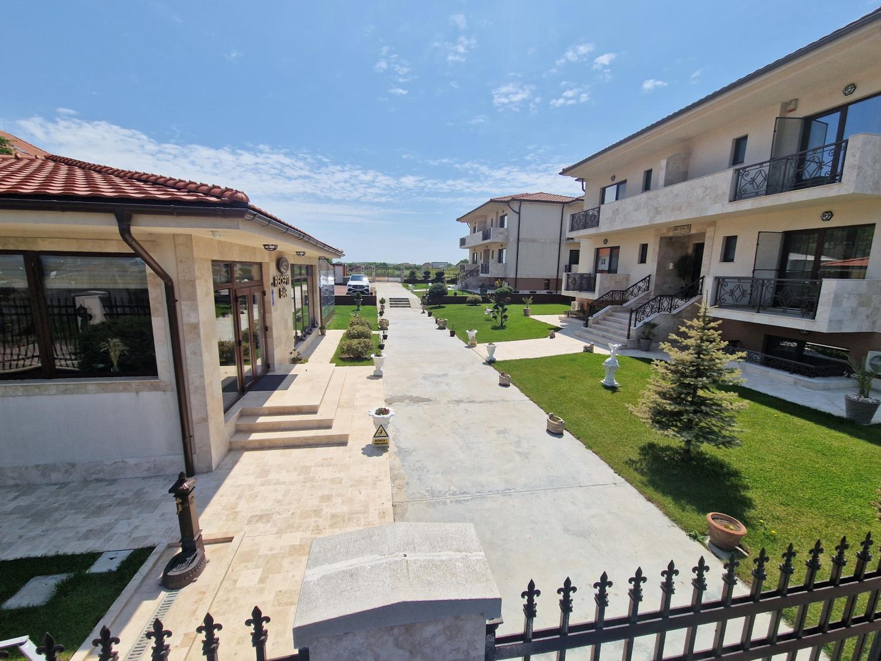 Valurile Mării Vama - Veche view 4