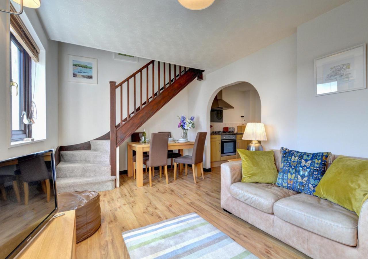 2 Bed in Padstow oc-p00385
