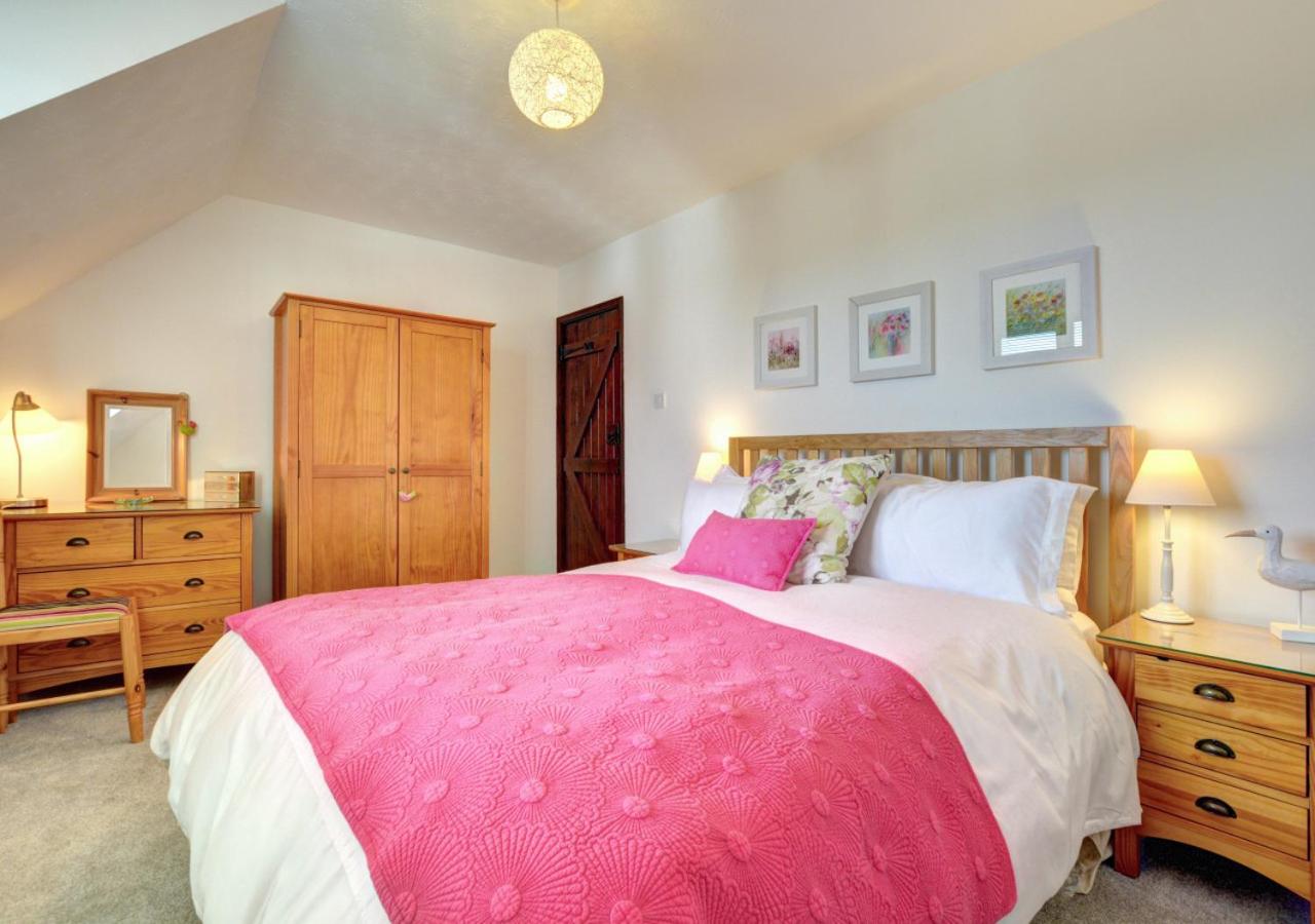 2 Bed in Padstow oc-p00385
