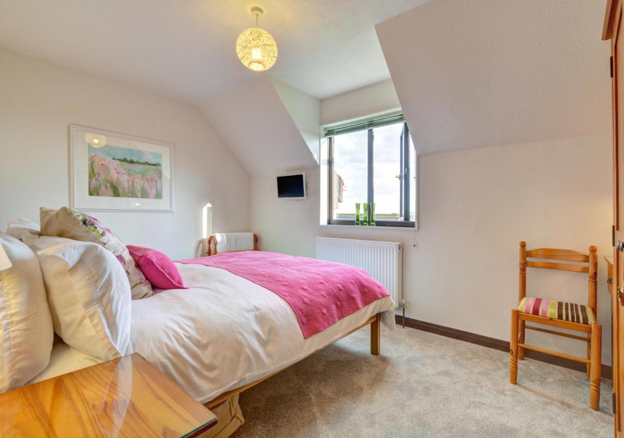 2 Bed in Padstow oc-p00385