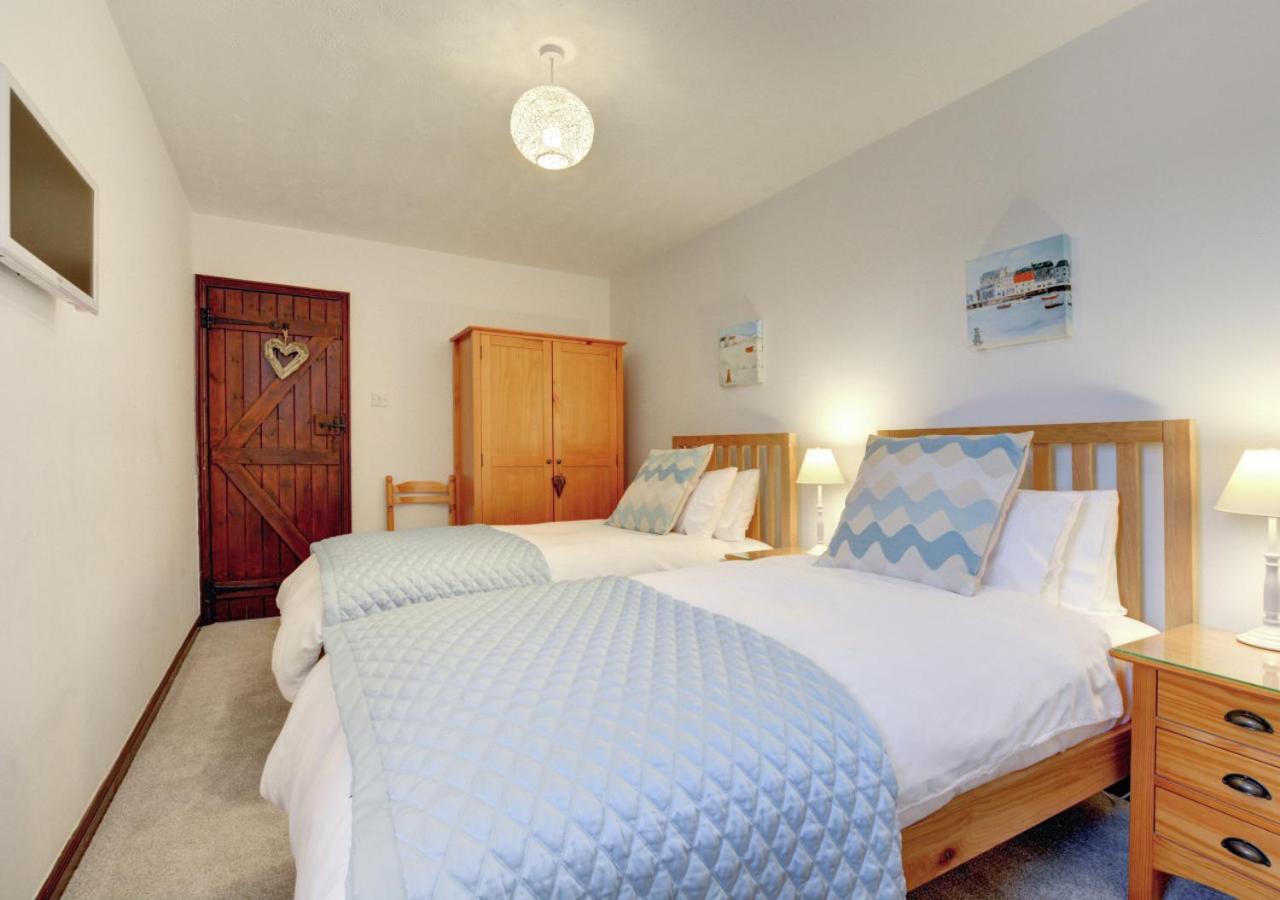 2 Bed in Padstow oc-p00385