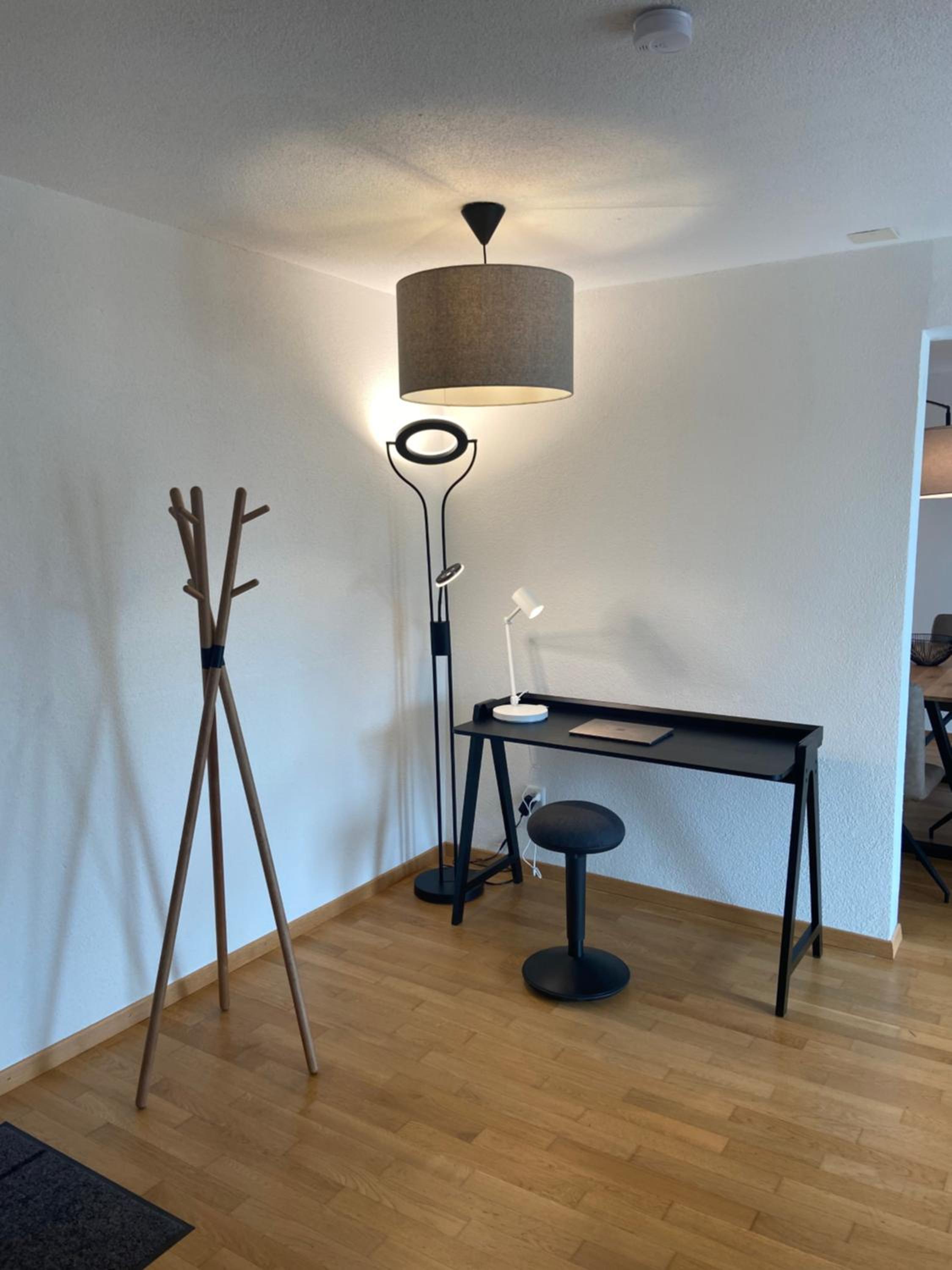 Modern 3BDR Duplex with Skyroof in Trendy Zurich West