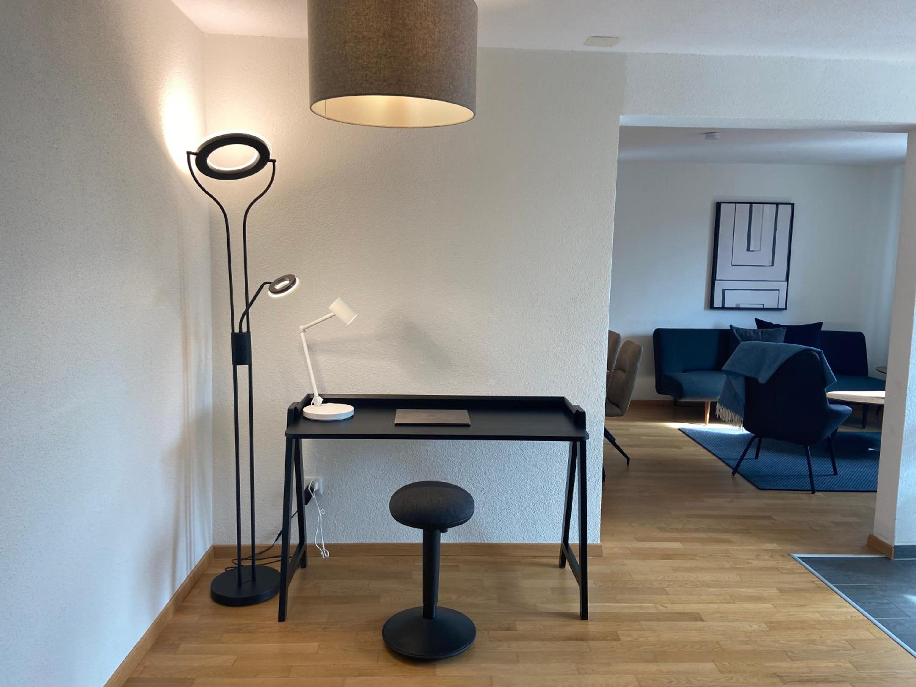 Modern 3BDR Duplex with Skyroof in Trendy Zurich West