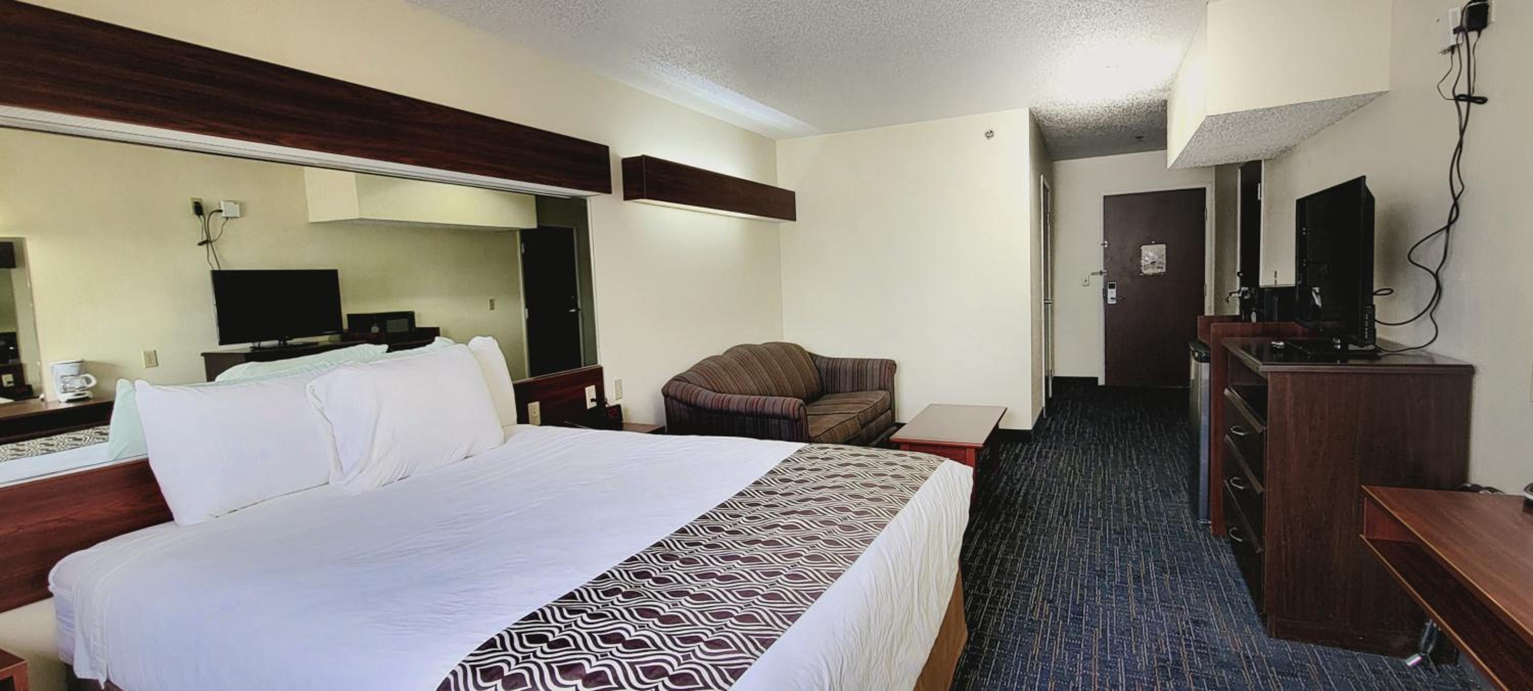 Microtel Inn & Suites by Wyndham Tulsa - Catoosa Route 66