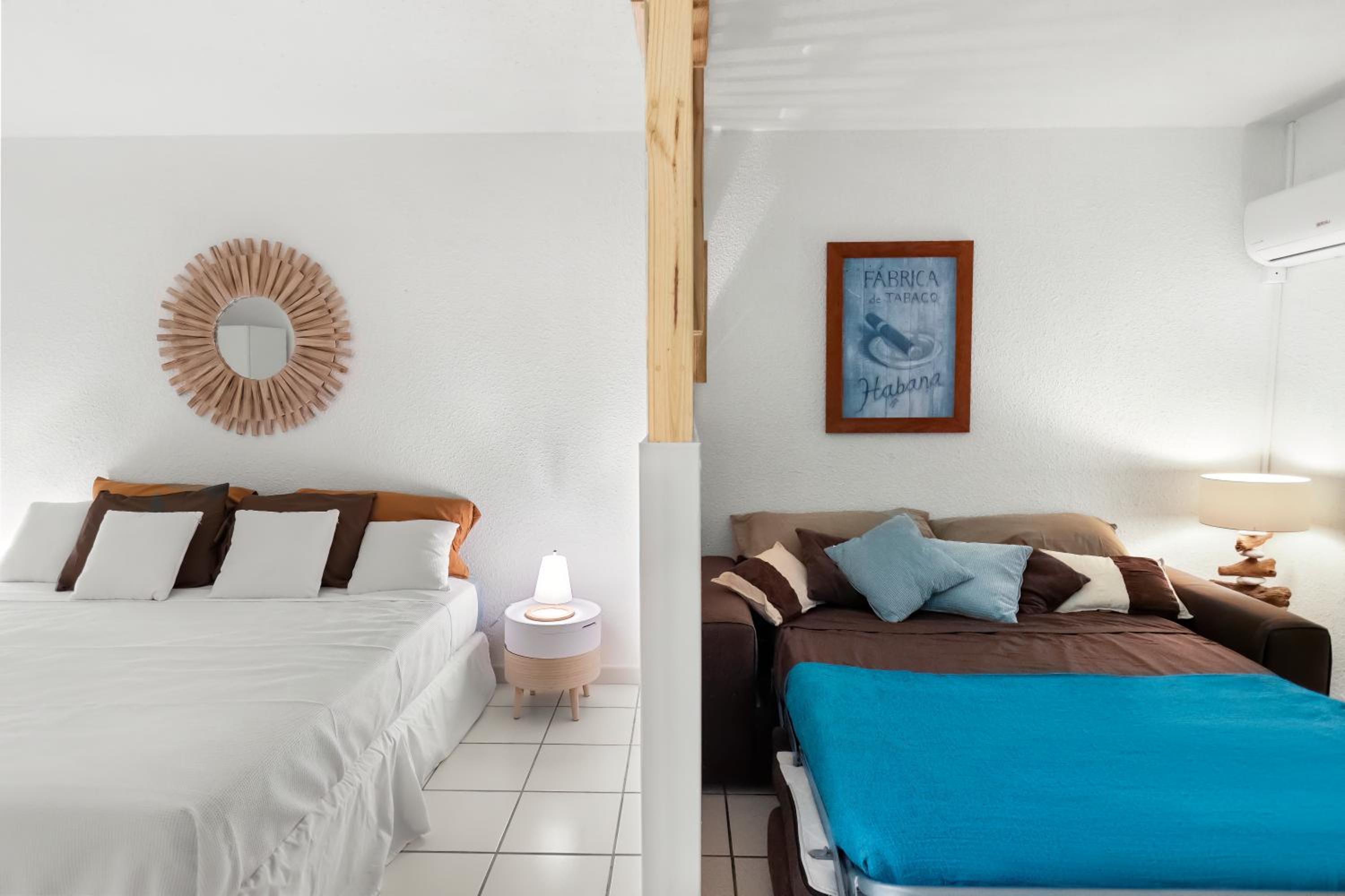 En bord de plage Orient Bay, grand studio 4p view 3