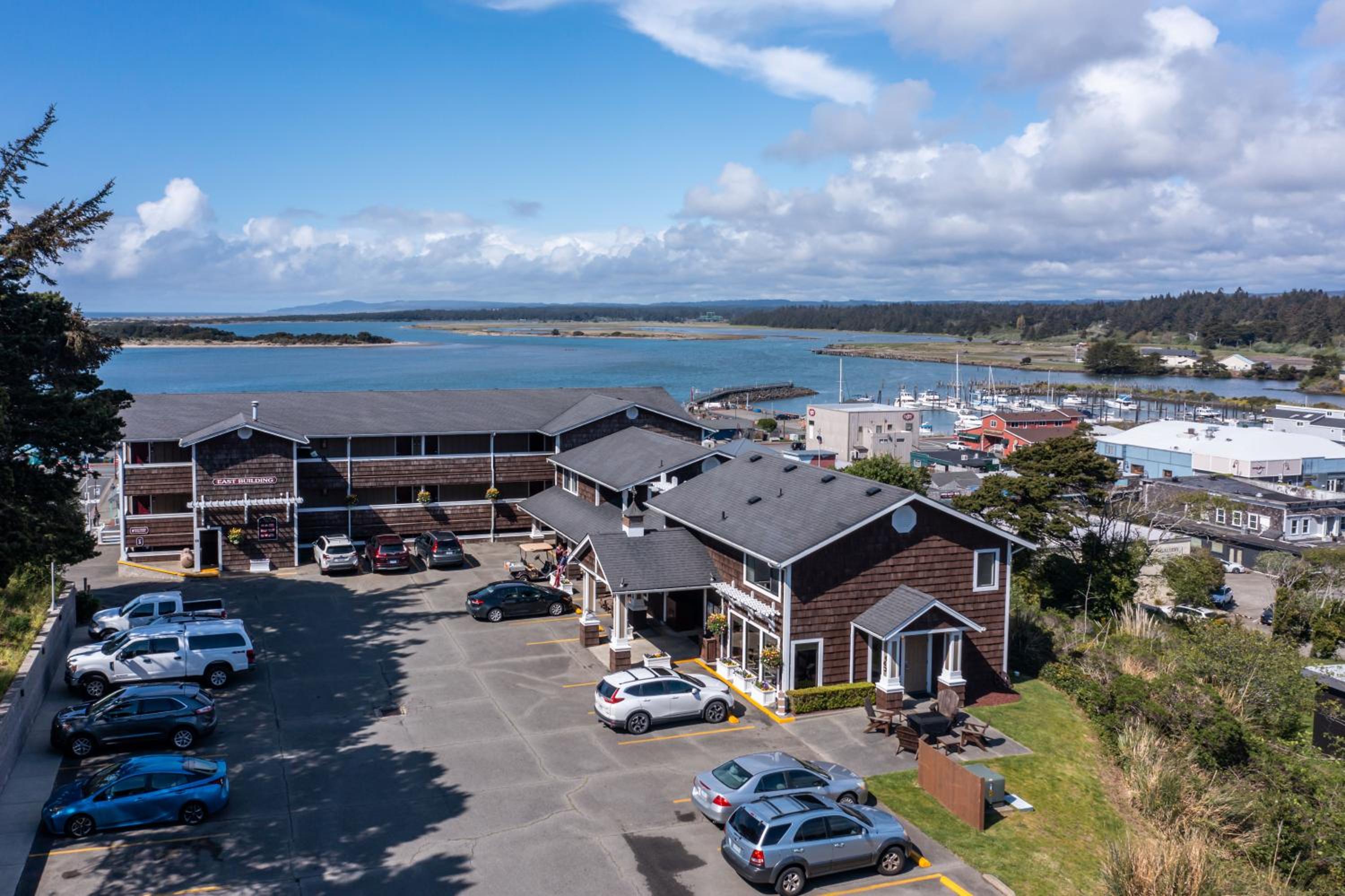 Bandon Inn view 3