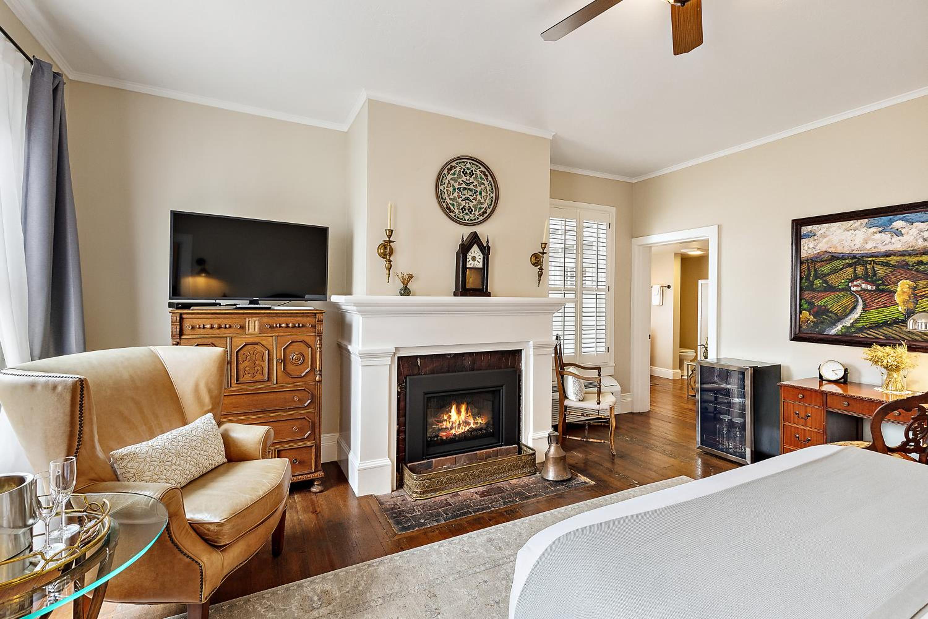 Jacksonville Vacations - McCully House Inn - Property Image 24