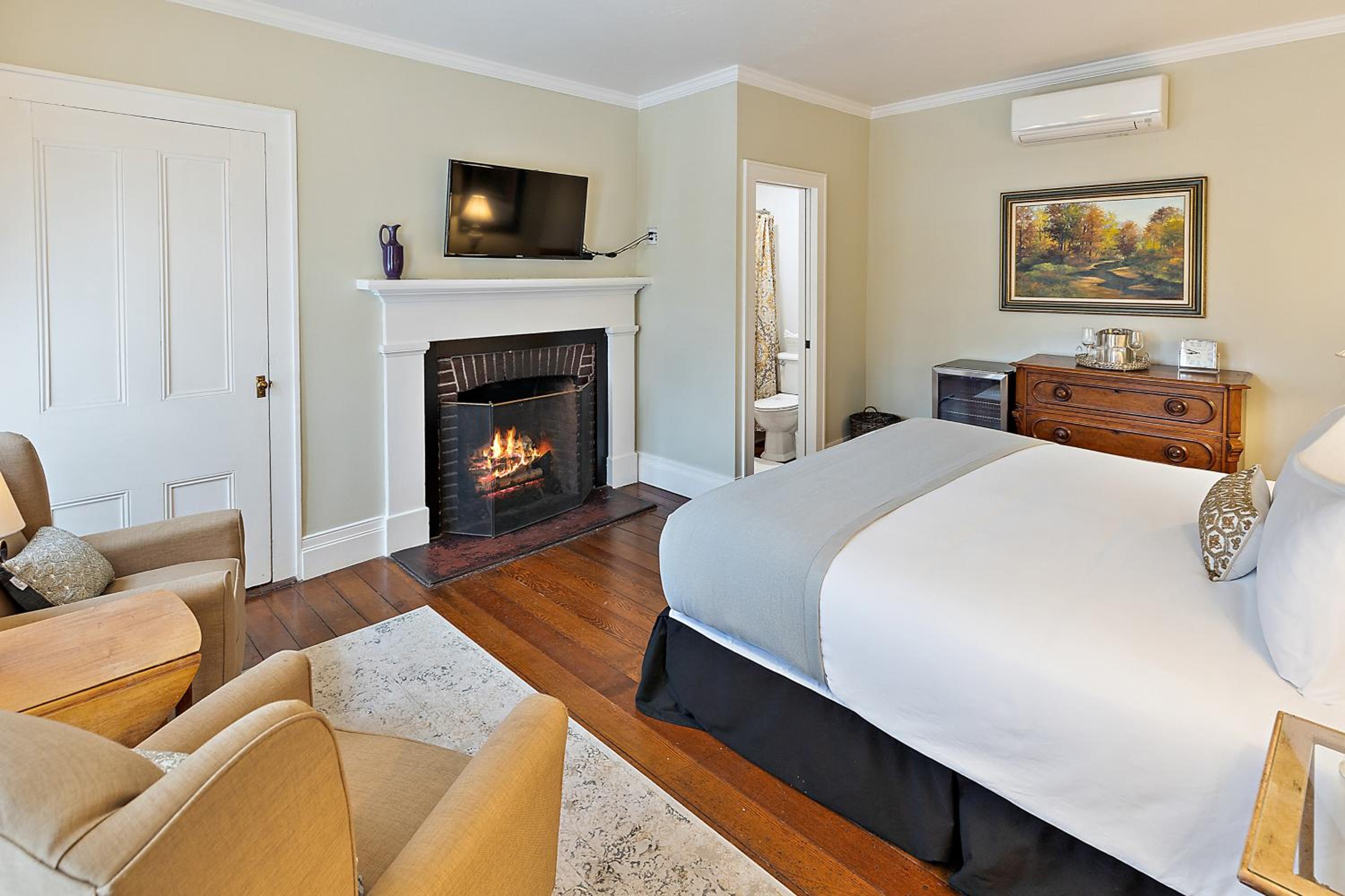 Jacksonville Vacations - McCully House Inn - Property Image 85