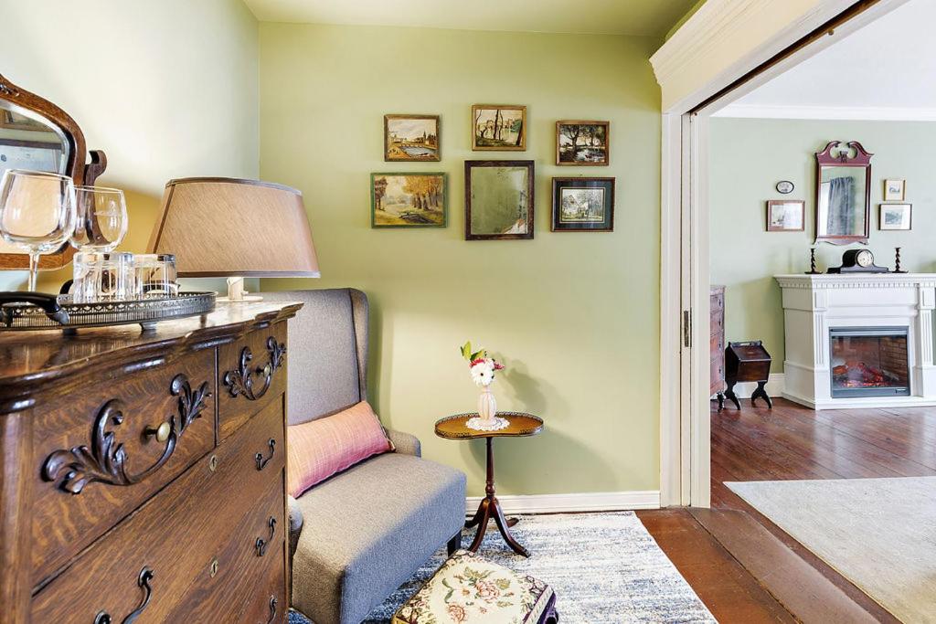 Jacksonville Vacations - McCully House Inn - Property Image 54
