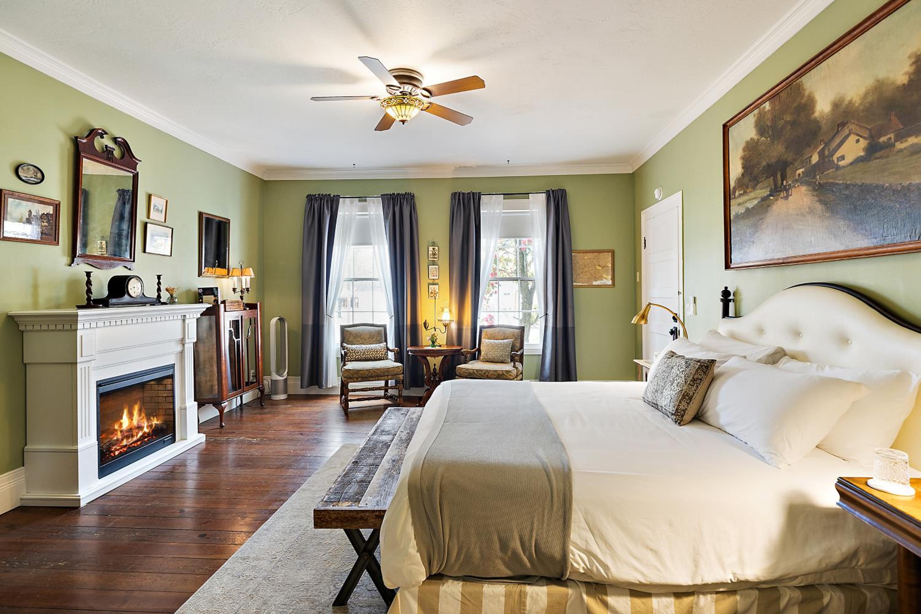 Jacksonville Vacations - McCully House Inn - Property Image 57