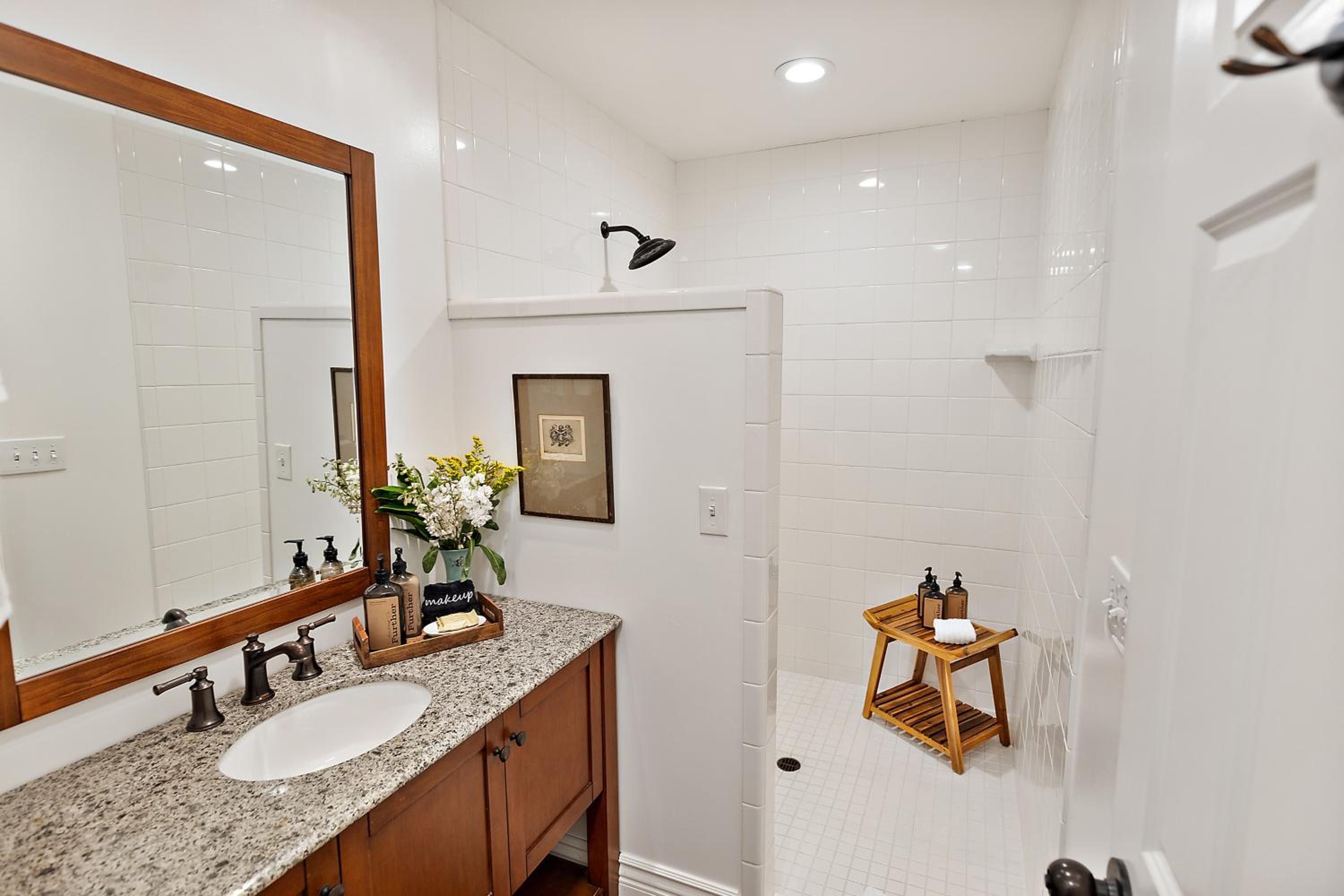 Jacksonville Vacations - McCully House Inn - Property Image 61