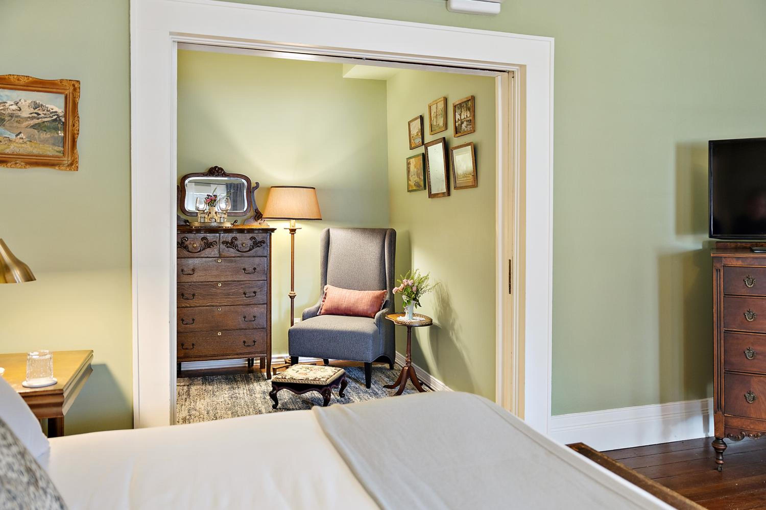 Jacksonville Vacations - McCully House Inn - Property Image 62