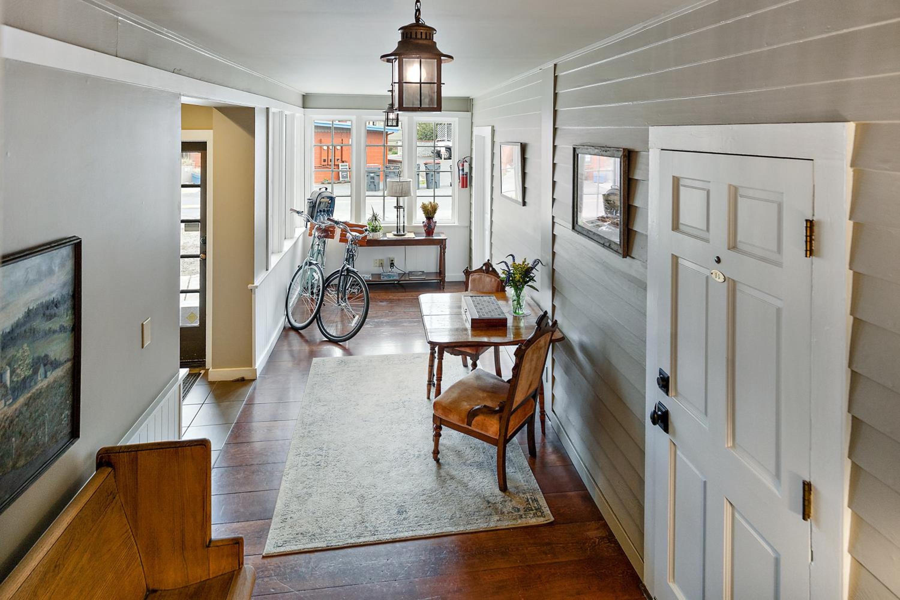 Jacksonville Vacations - McCully House Inn - Property Image 97