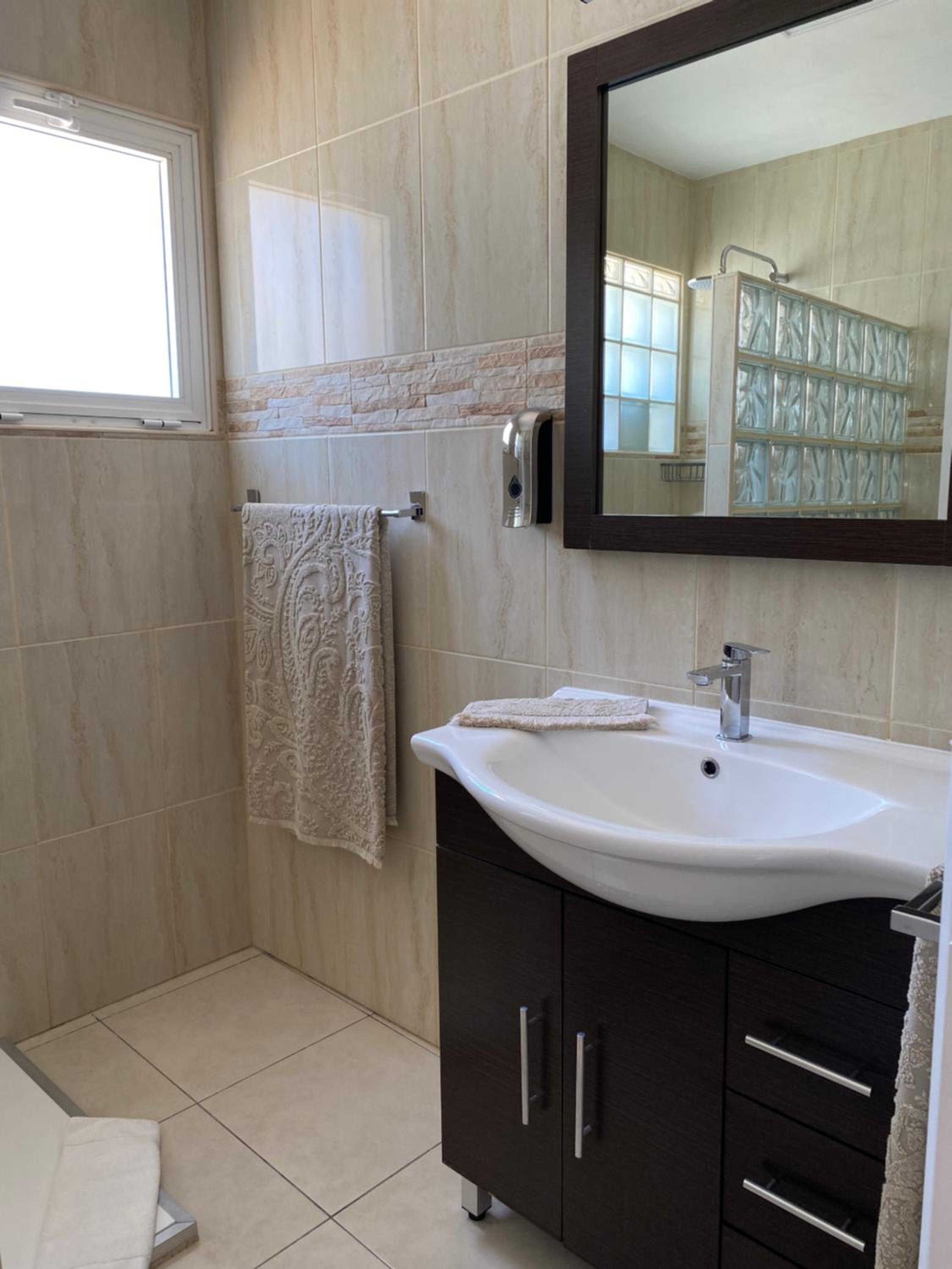 Juangy’s Apartments in Las Adelfas Golf del Sur view 5
