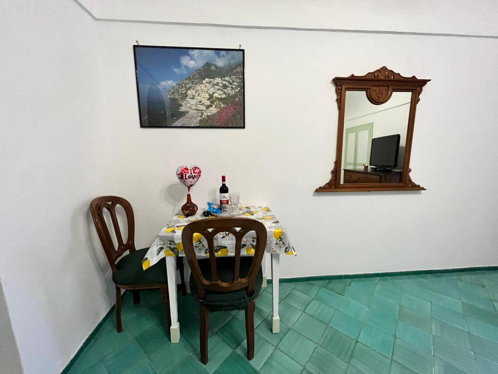 POSITANO CENTRAL HOUSE free wi-fi and air condition photo 5