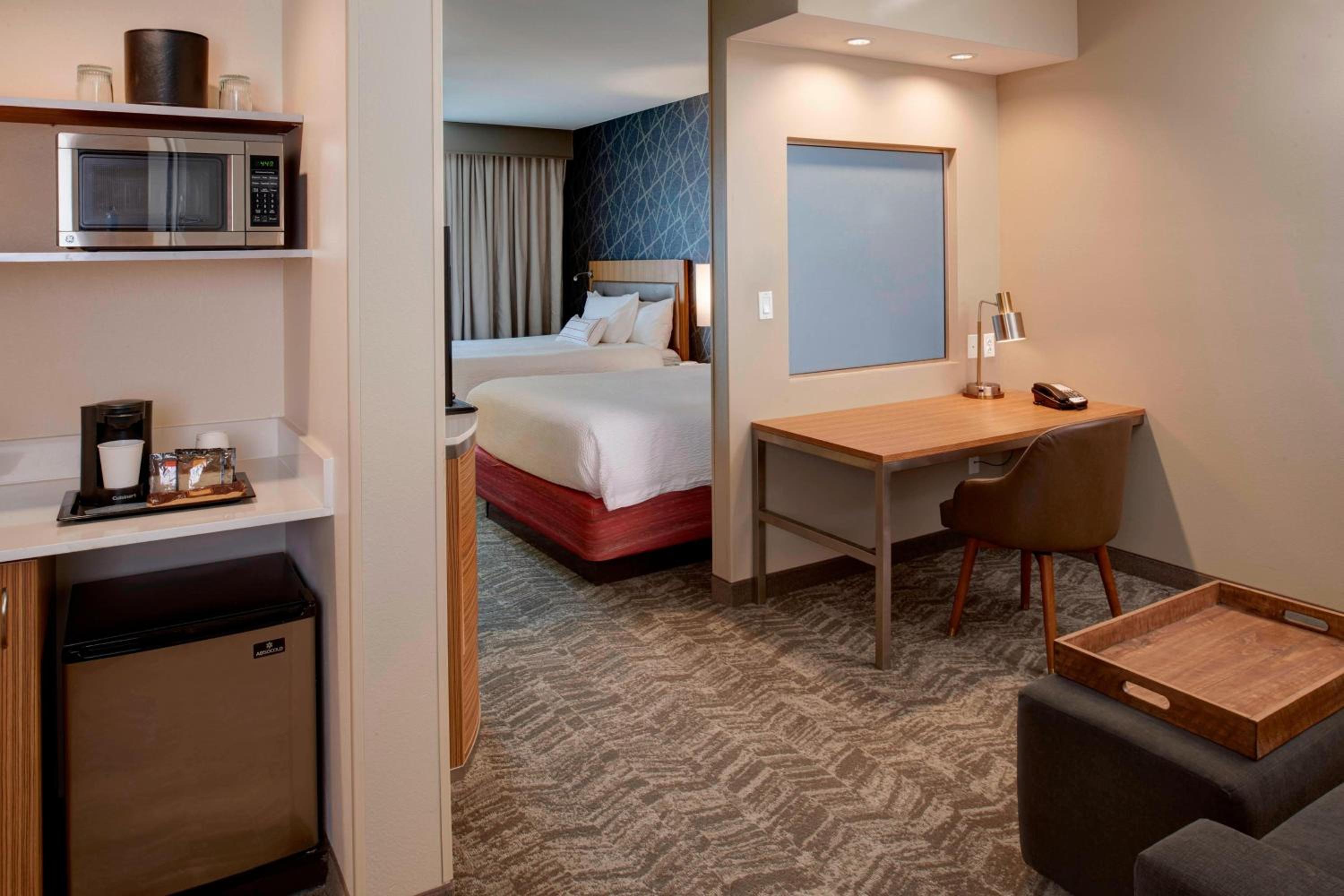 SpringHill Suites St. Louis Brentwood - Property Image 25