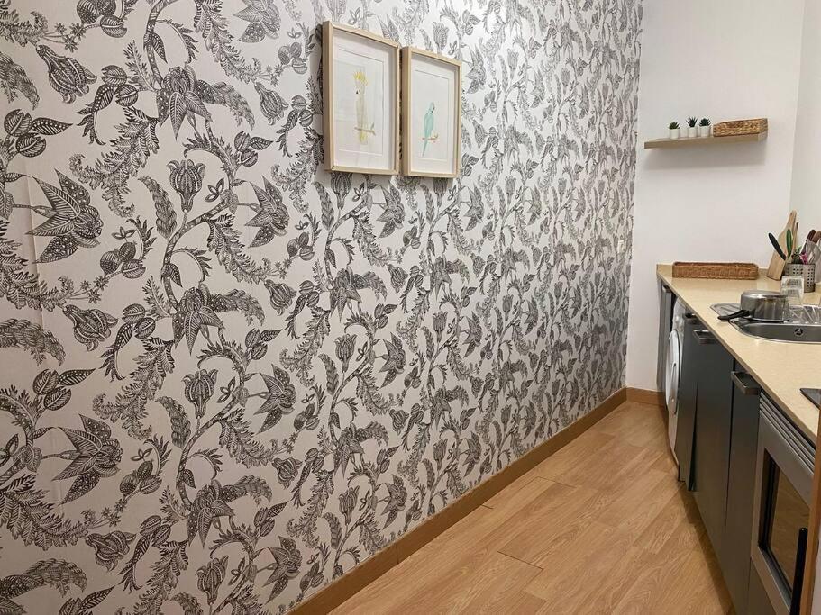 Apartamento primera linea de playa reformado en Las Redes