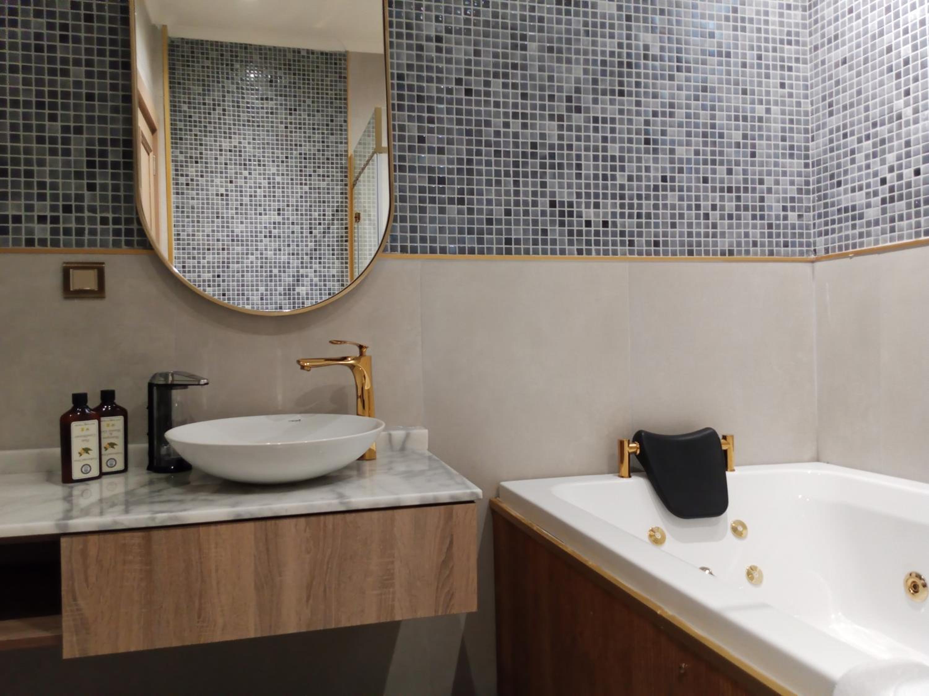 Taksim Bosphorus Otel - Image 25