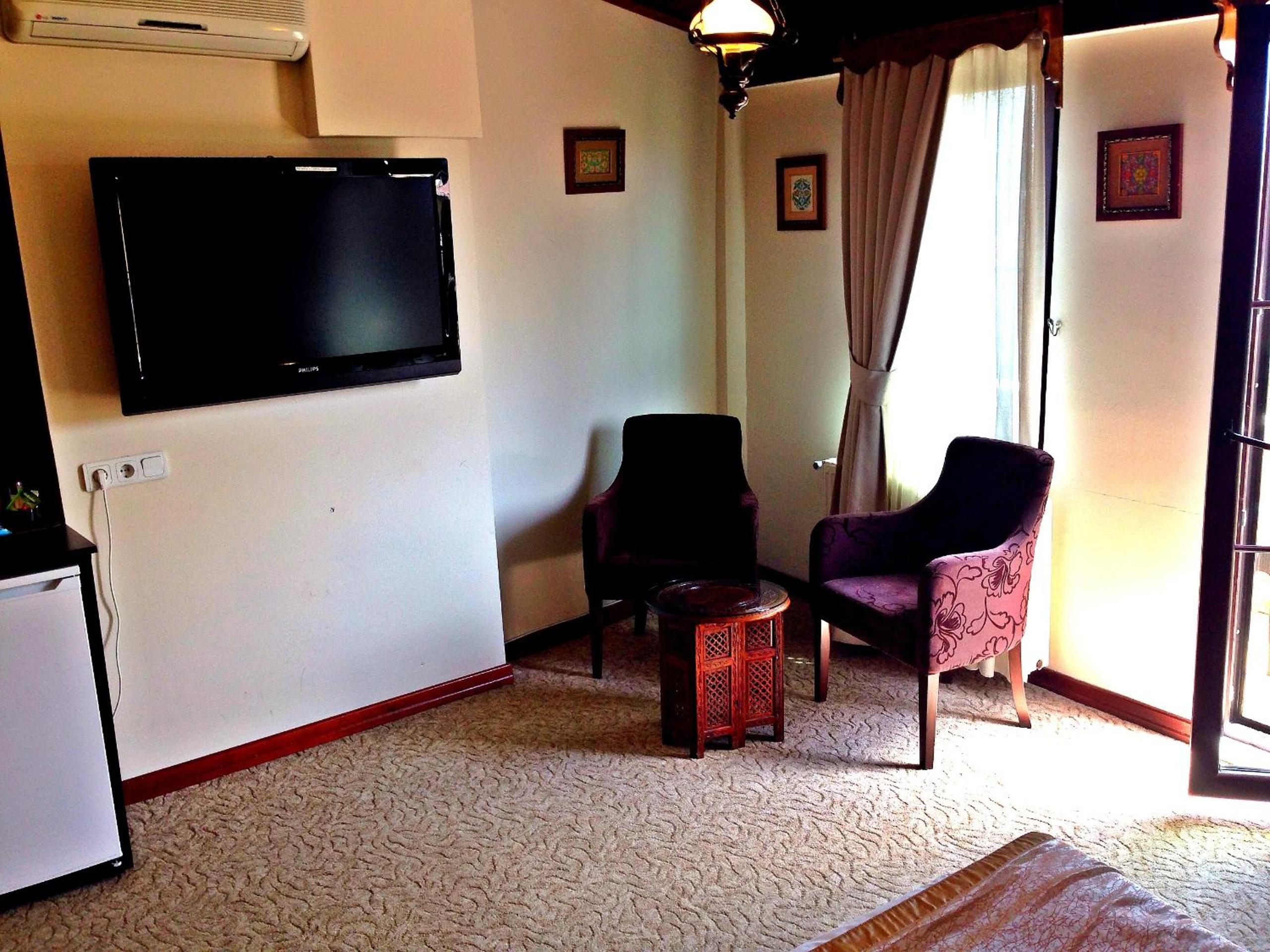 Naz Wooden House Inn