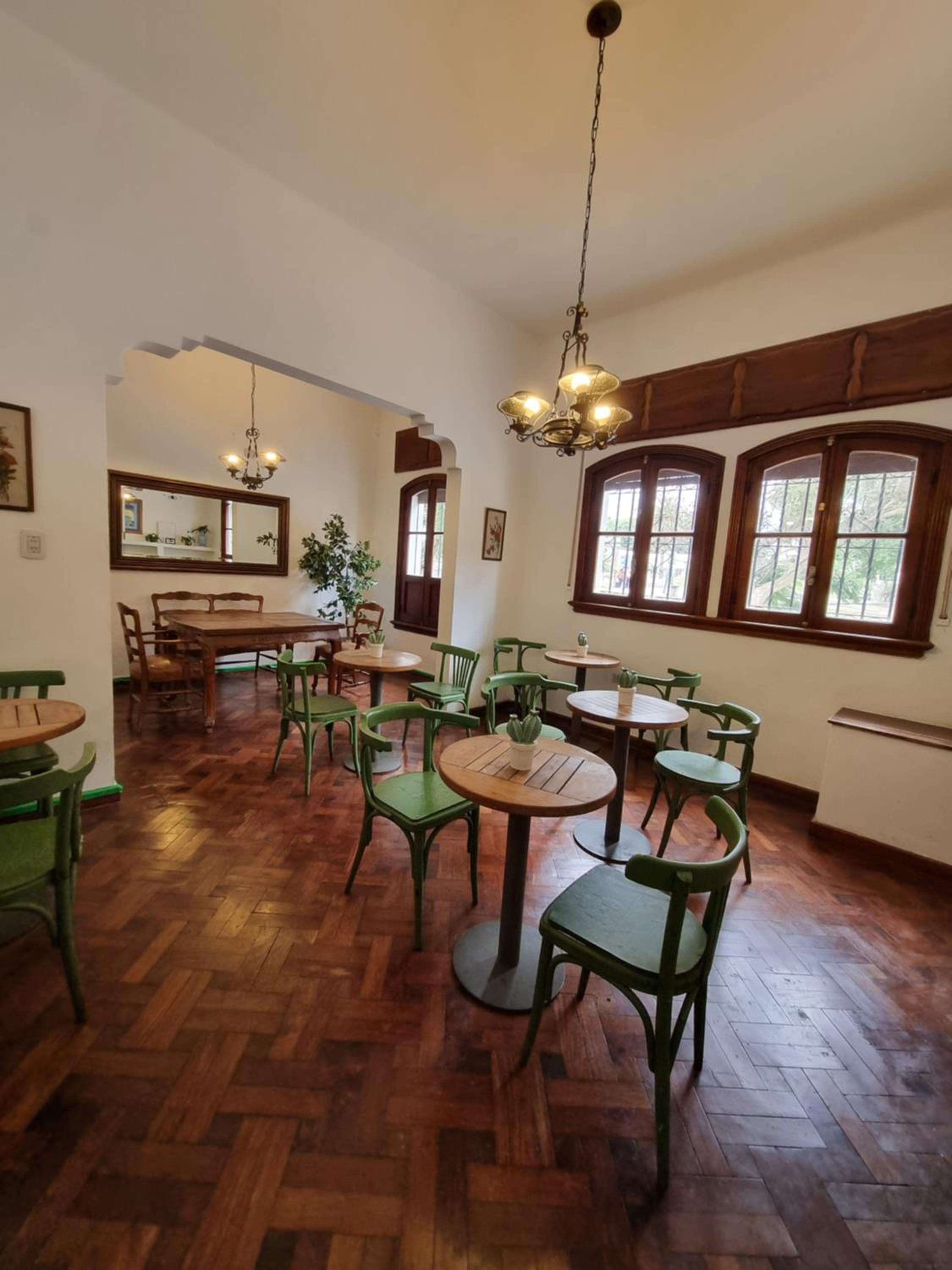 restaurant