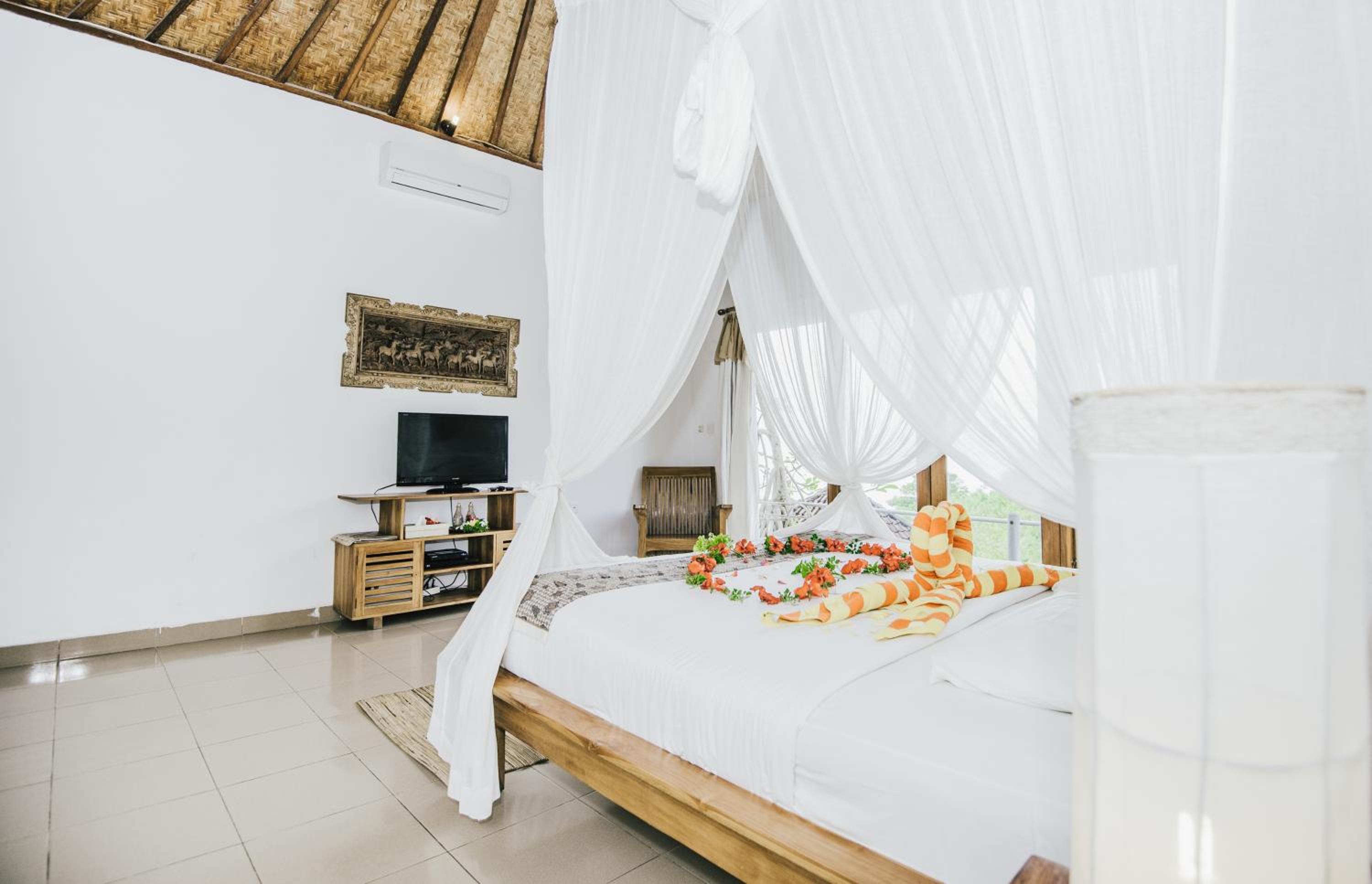Lembongan Cliff Villas