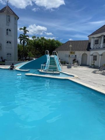 Ocho Rios Vacation Resort Property Rentals — photo 2