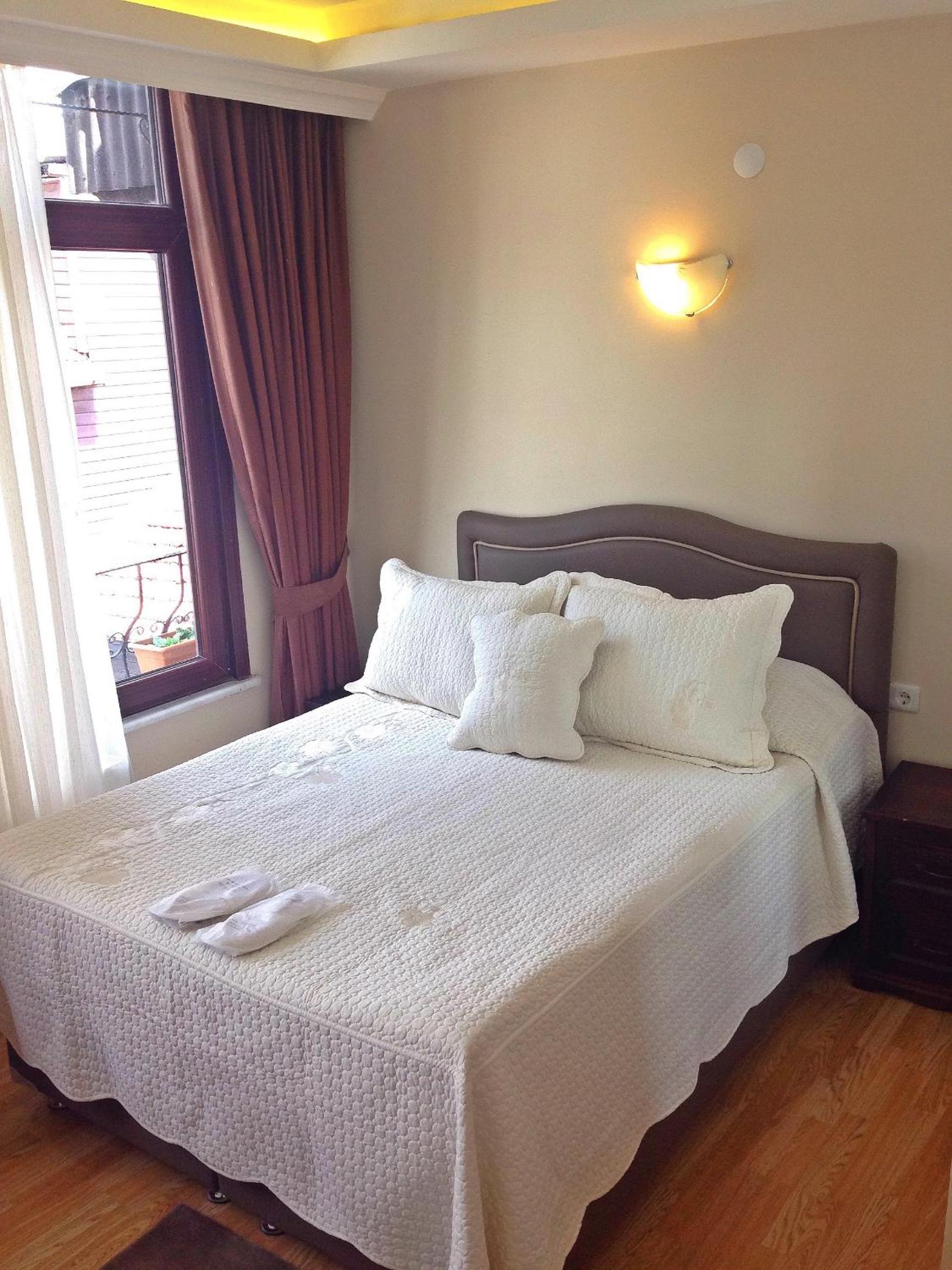 Naz Wooden House Inn