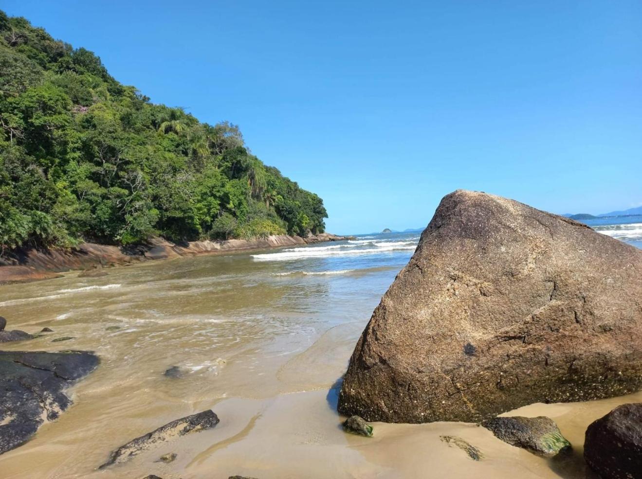 Casa Master Pé na Areia com Piscina Wifi