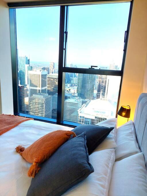 CBD Skyline 2 Bedroom Apartment