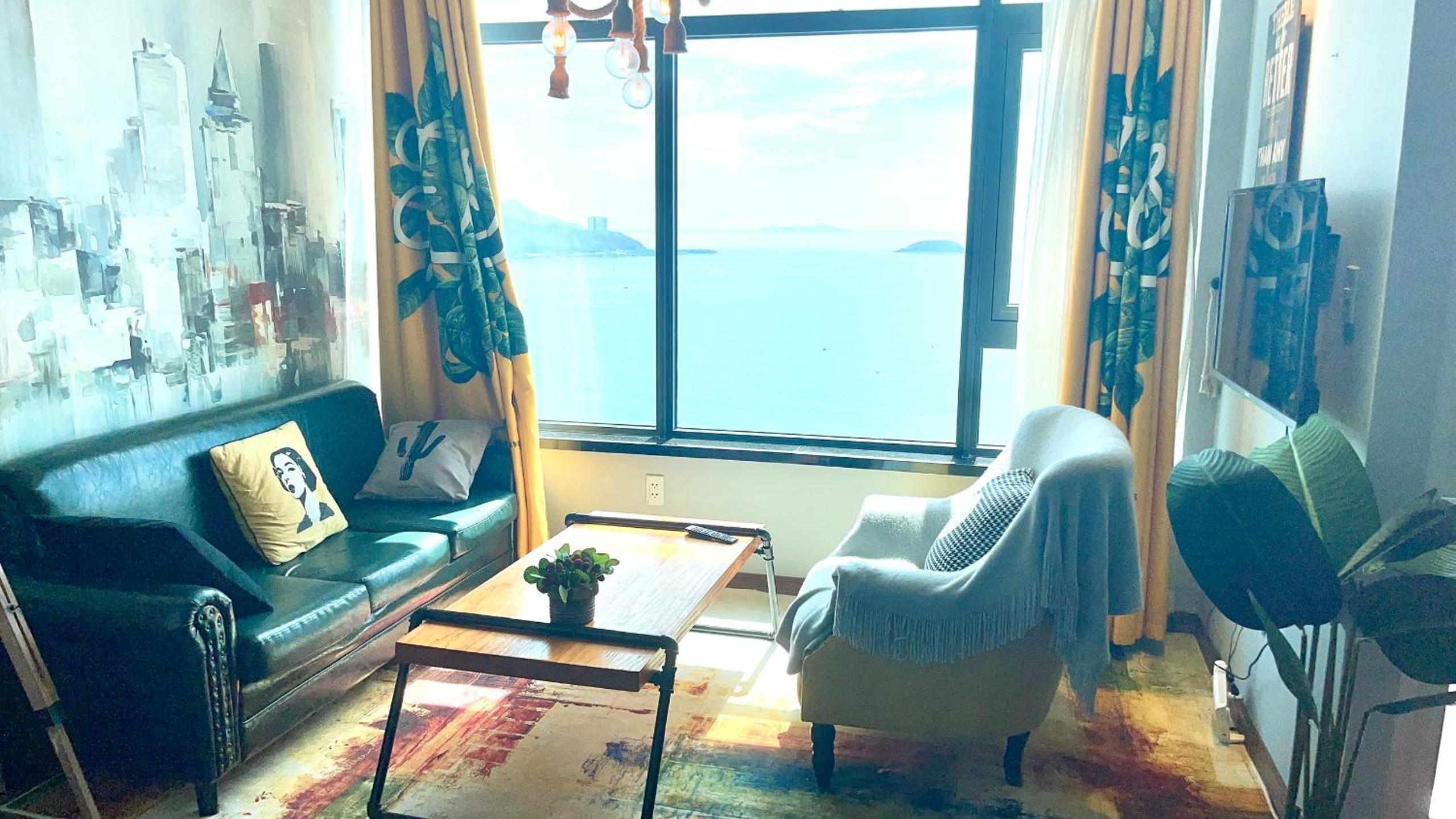 Nha Trang Beach Luxury Apartment view 4