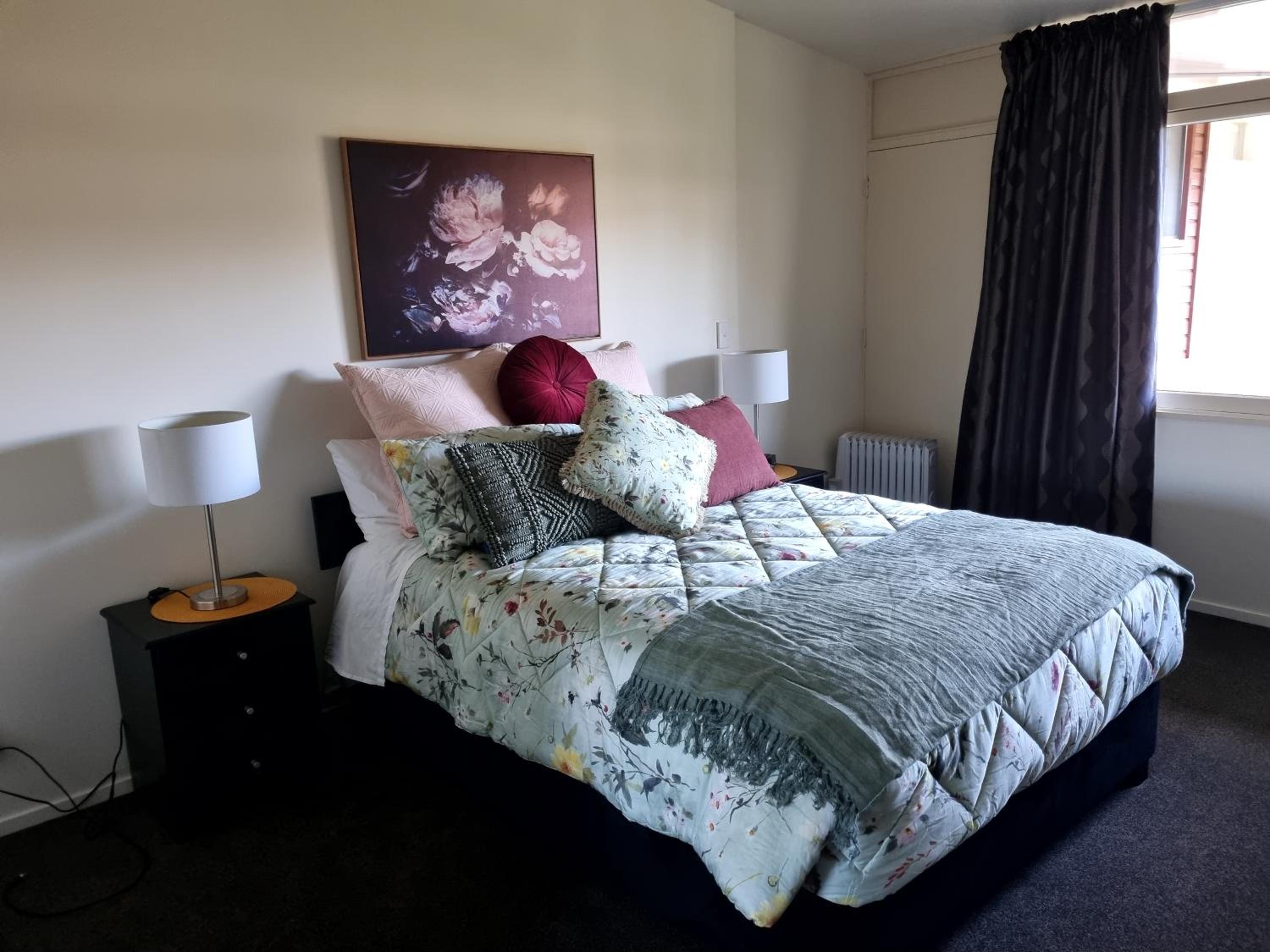 Home Away from Home - Waitaki Lakes Apartment A5 view 3