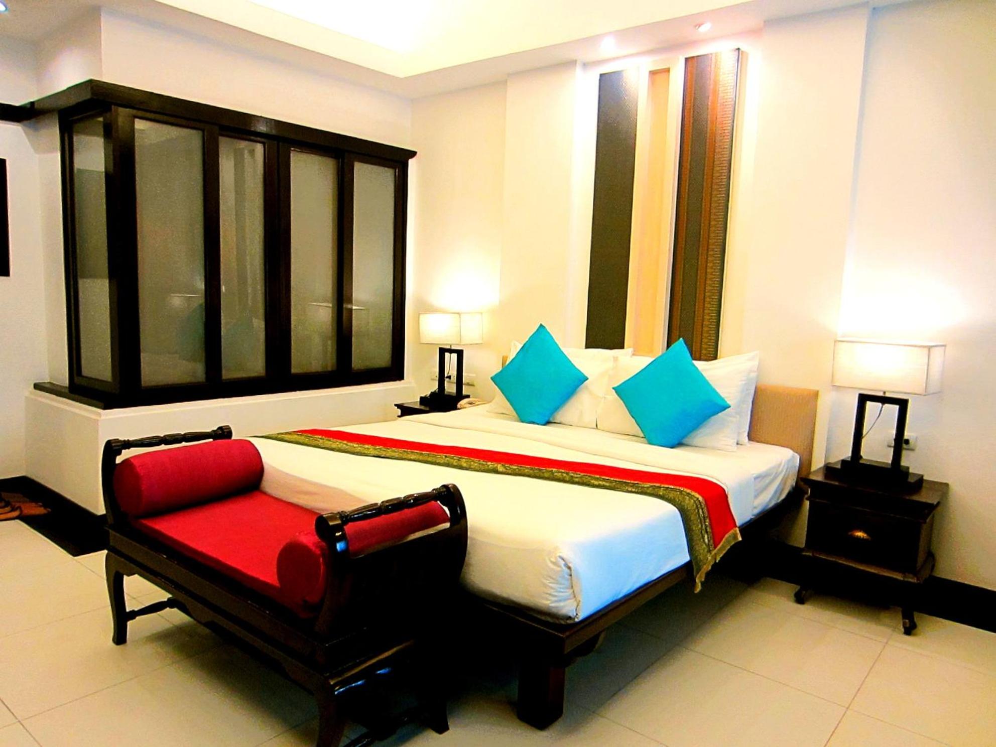 Yantarasri Resort