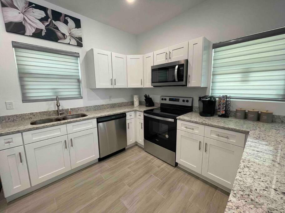 3BD/2BTH Home Near Downtown Orlando