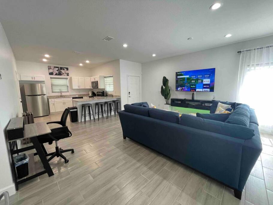 3BD/2BTH Home Near Downtown Orlando