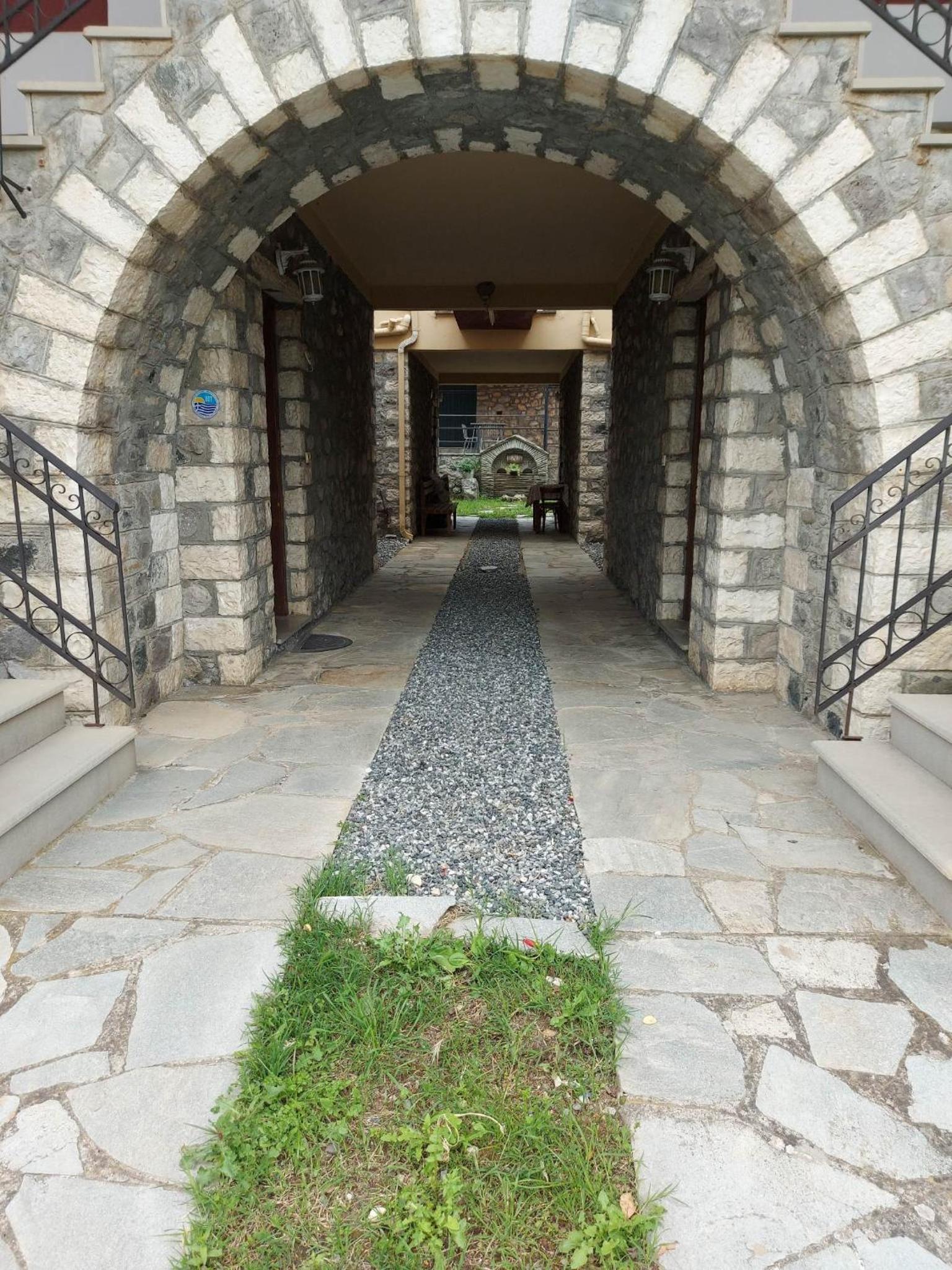 Potamolithos Suites 2