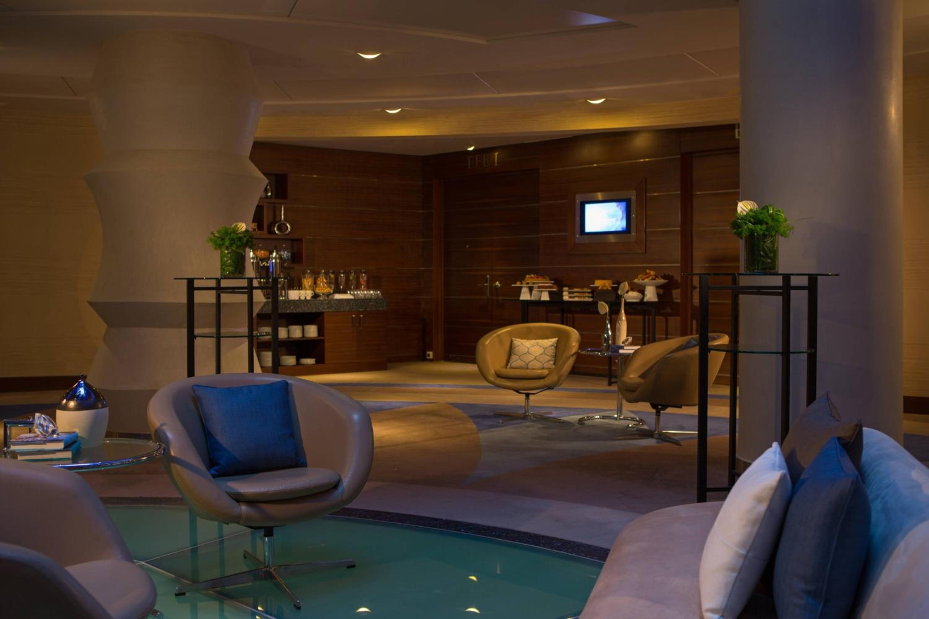 Renaissance İzmir Otel - Image 16