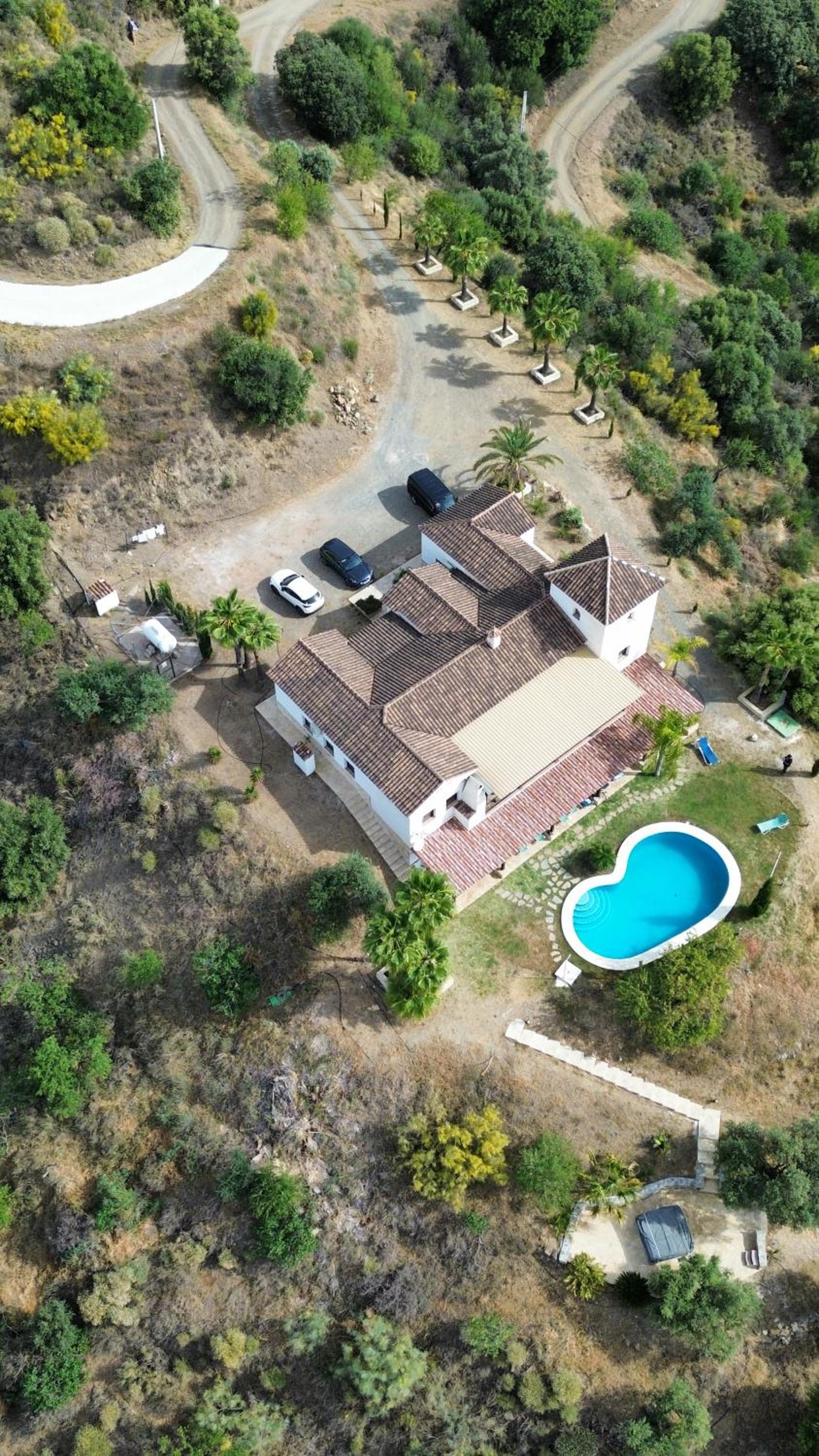 Private Mansion 7 bedroom, 6 bathrooms & private pool with spectacular views over entire Costa del Sol 'SAN JACINTO' view 3