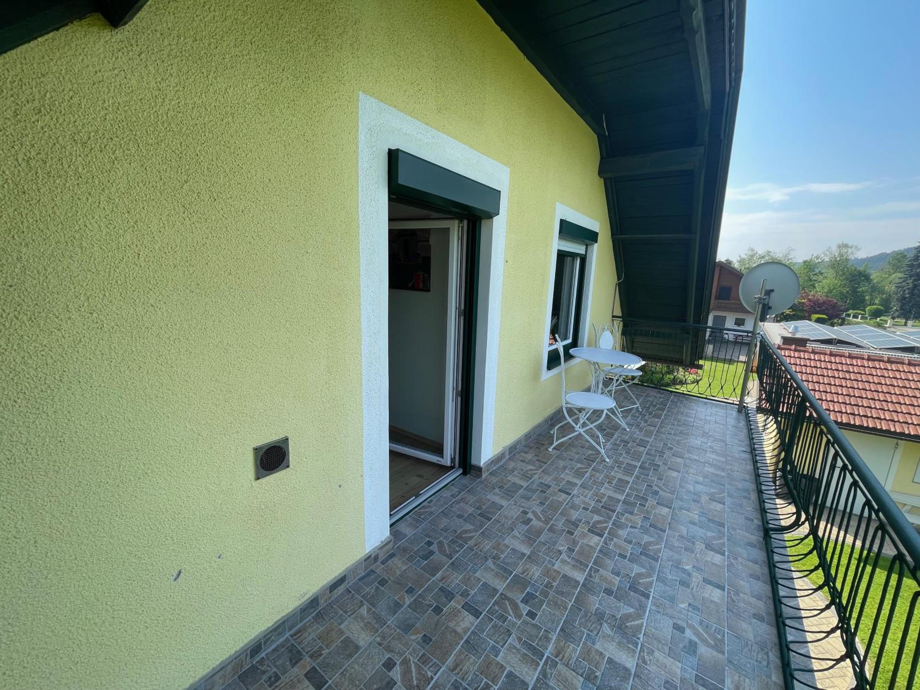 APARTMENT Schlossbergblick