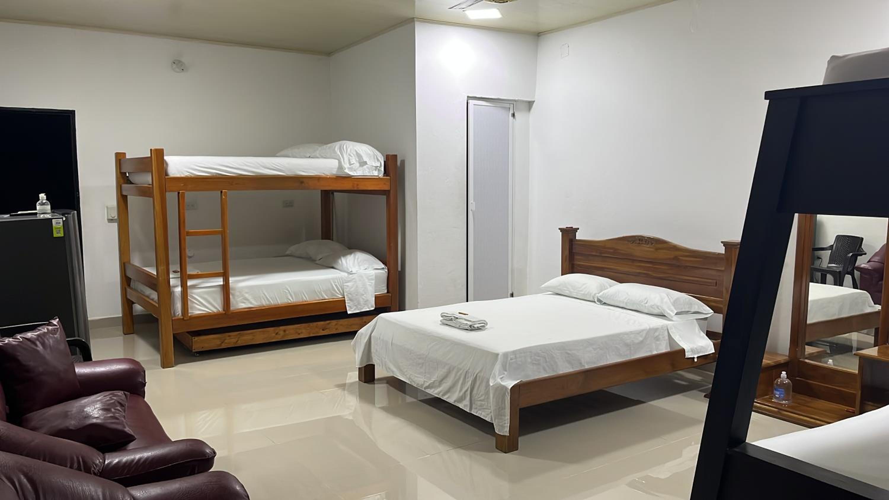 Habitación Familiar en Doradal