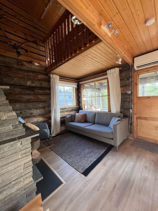 Rauhallinen kelohuoneisto lähellä palveluita, Peacefull Log apartment at Ylläs