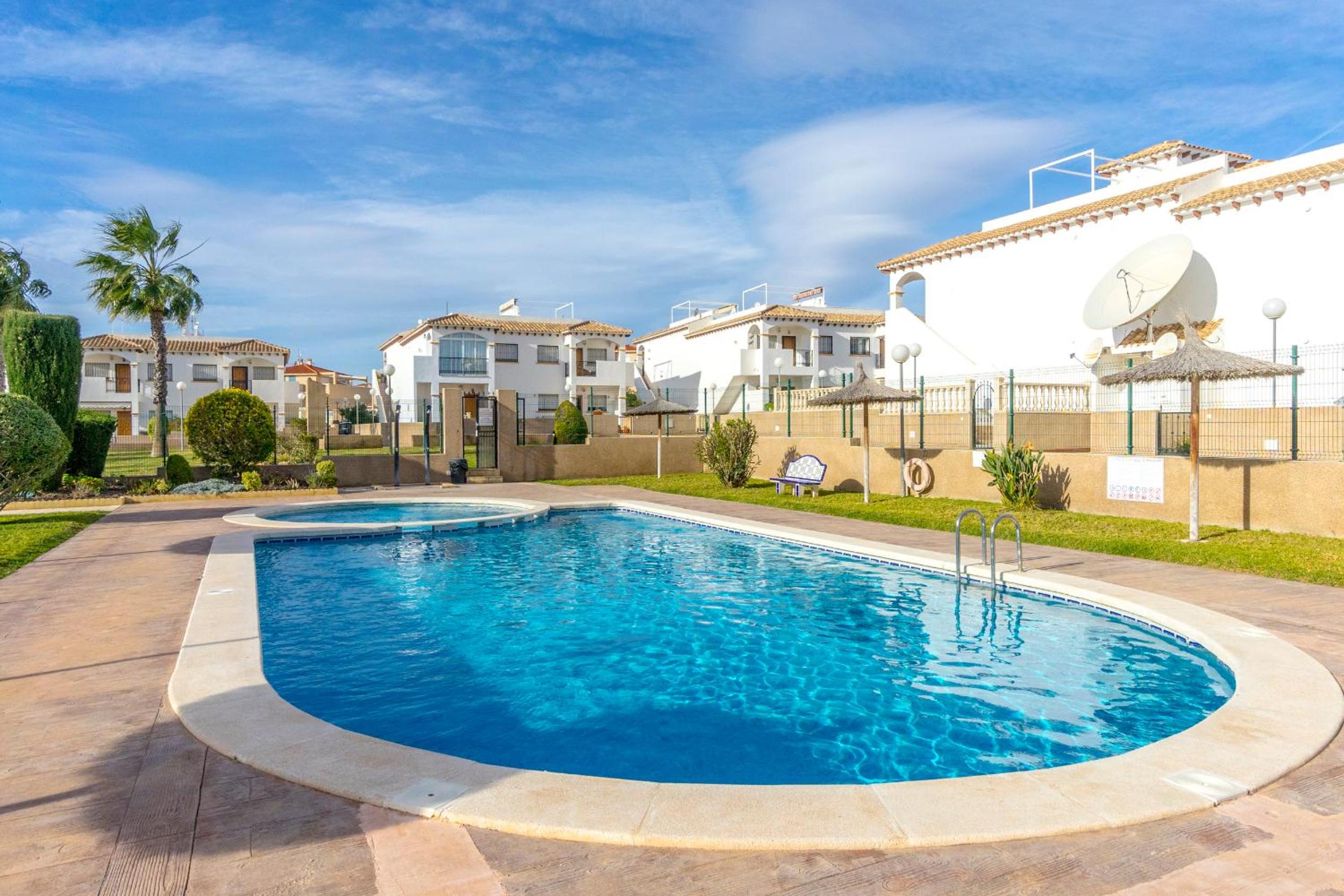 CB Living - Homely apartment Ciñuelica, Punta Prima view 3