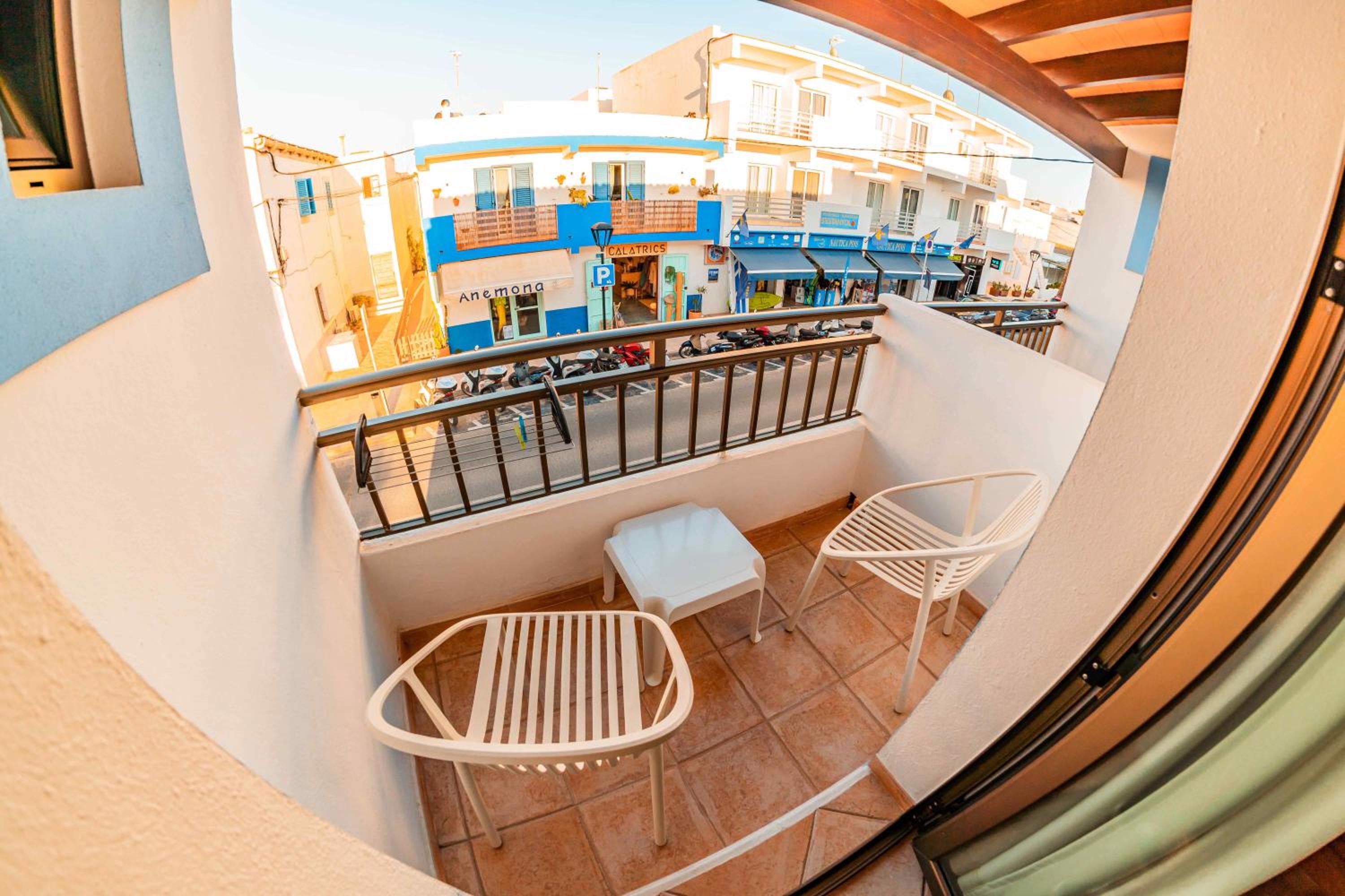 balcony