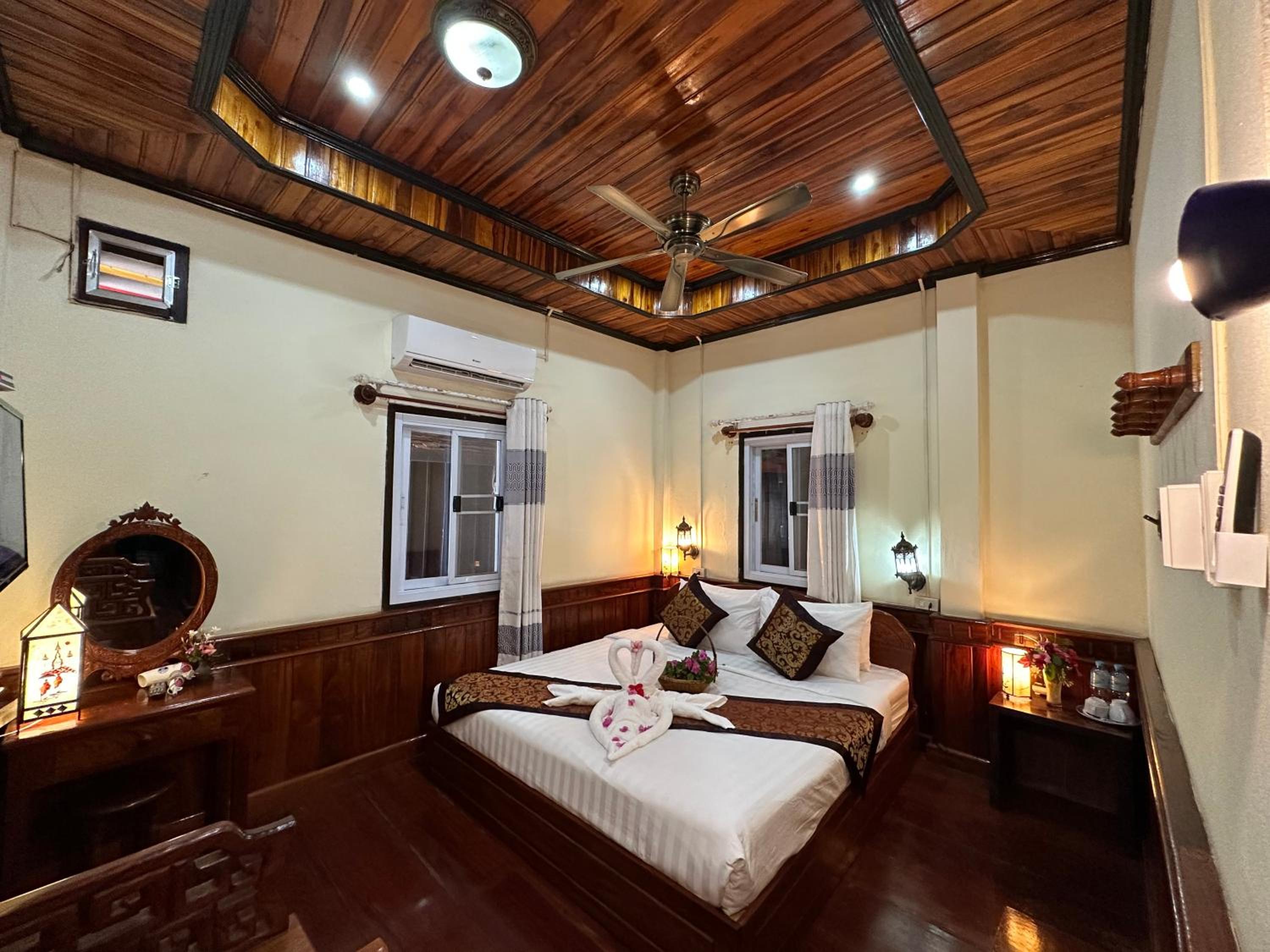 Villa Thida Mekong Riverside