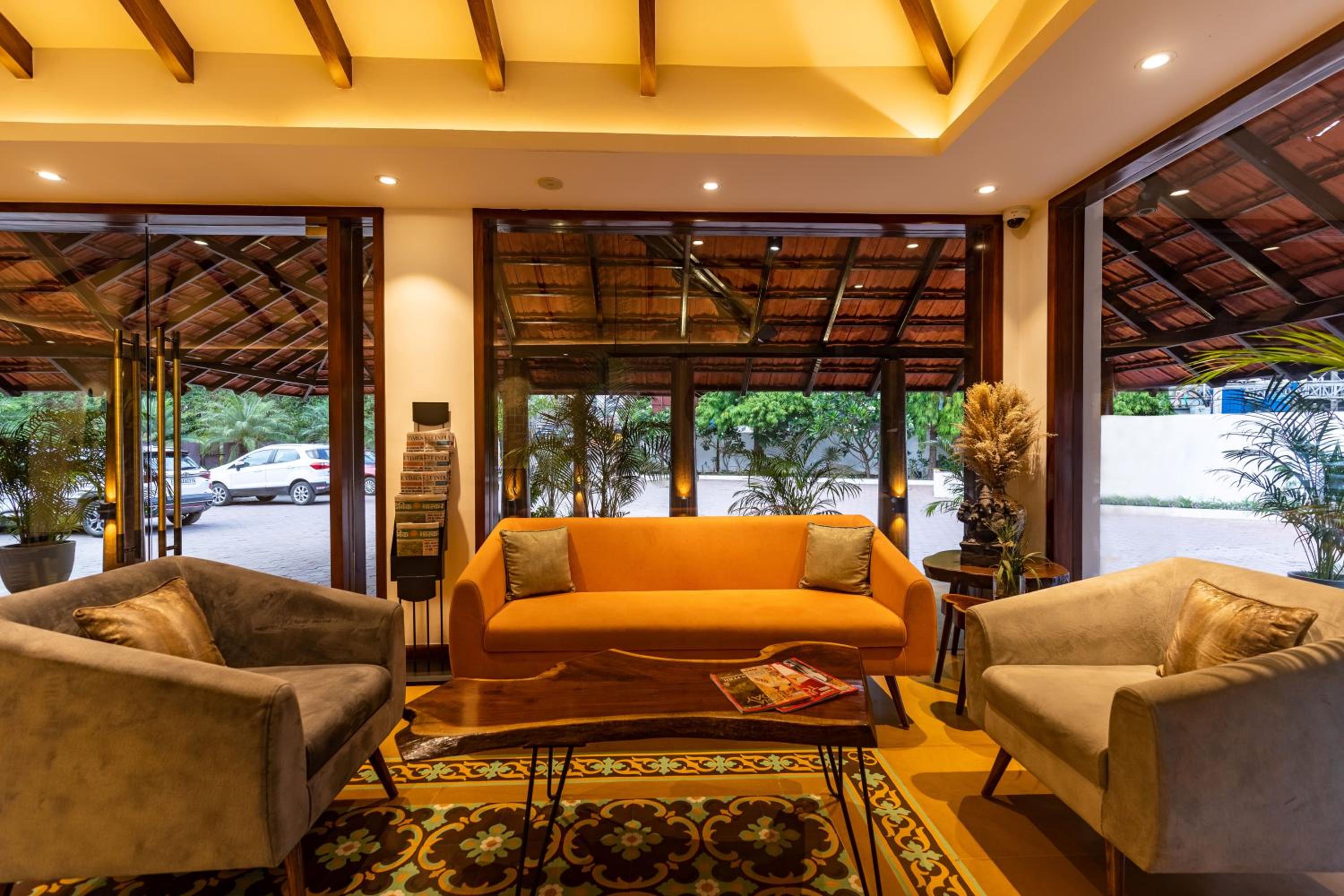 Kwality's Motel Shiraz